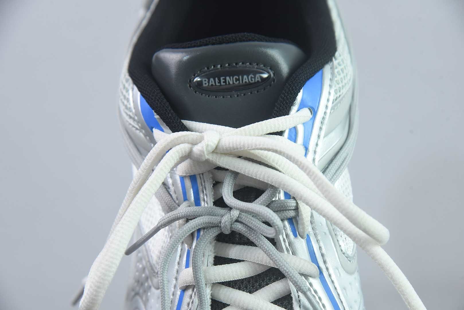 Balenciaga巴黎世家 25代Radar 圆头系带 做旧效果 纯原版本 货号：865704WSTE01011 实拍细节图
