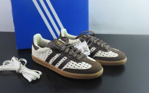 阿迪达斯 adidas originals Samba 贴 纯原版本 货号：IH9373 主图