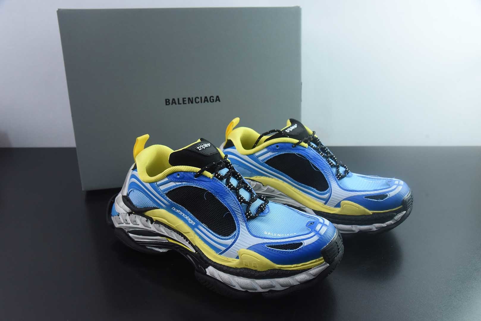 Balenciaga巴黎世家24代 Triple S .2 灰白 低帮 老爹鞋 市场老牌巴黎世家大厂出品 纯原版本 货号:865849WTR2G1800 主图