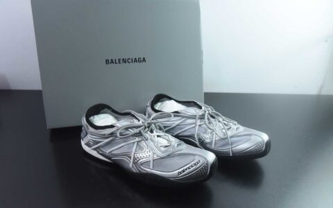 Balenciaga巴黎世家 25代Radar 圆头系带 做旧效果 纯原版本 货号：865704WSTE01011 主图