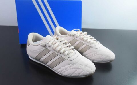 阿迪达斯 Adidas Originals Taekwondo JS0304 阿迪包裏性运动舒适防 纯原版本 货号：JS0304 主图