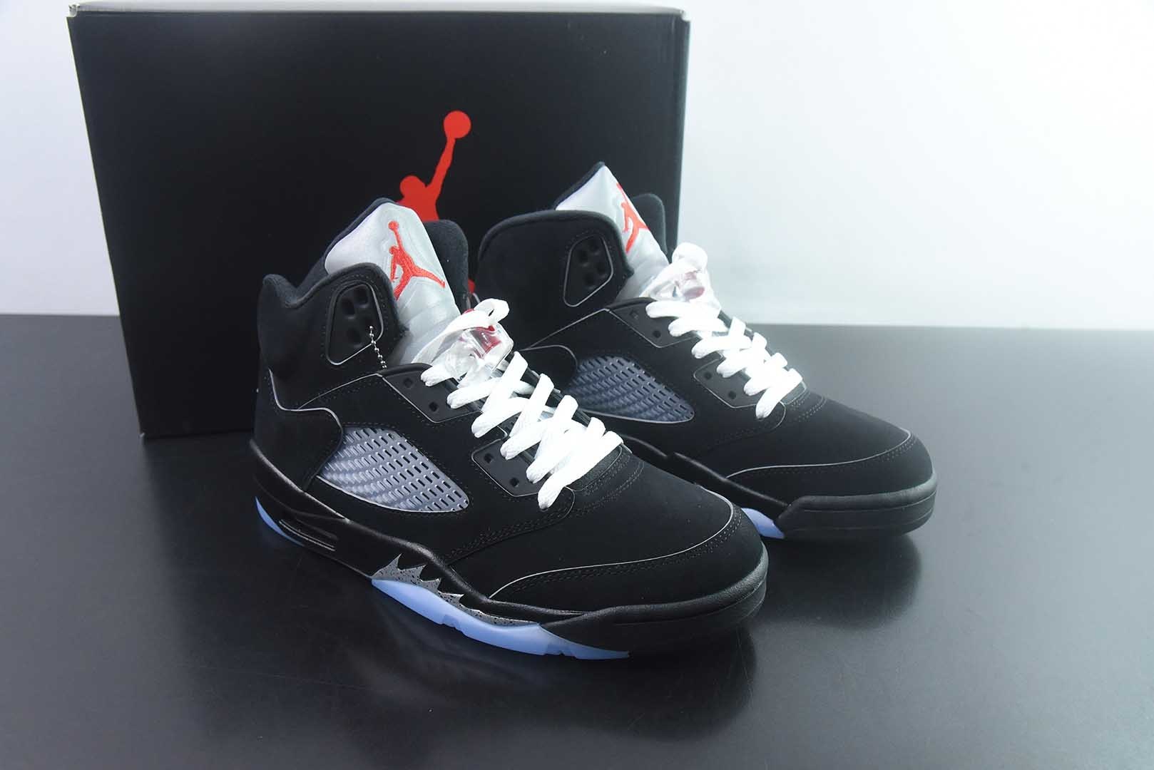 Jordan 乔丹 Air Jordan 5 舒适贴合 复古篮球鞋 男款  货号：HF3975-001 黑银 纯原版本 主图