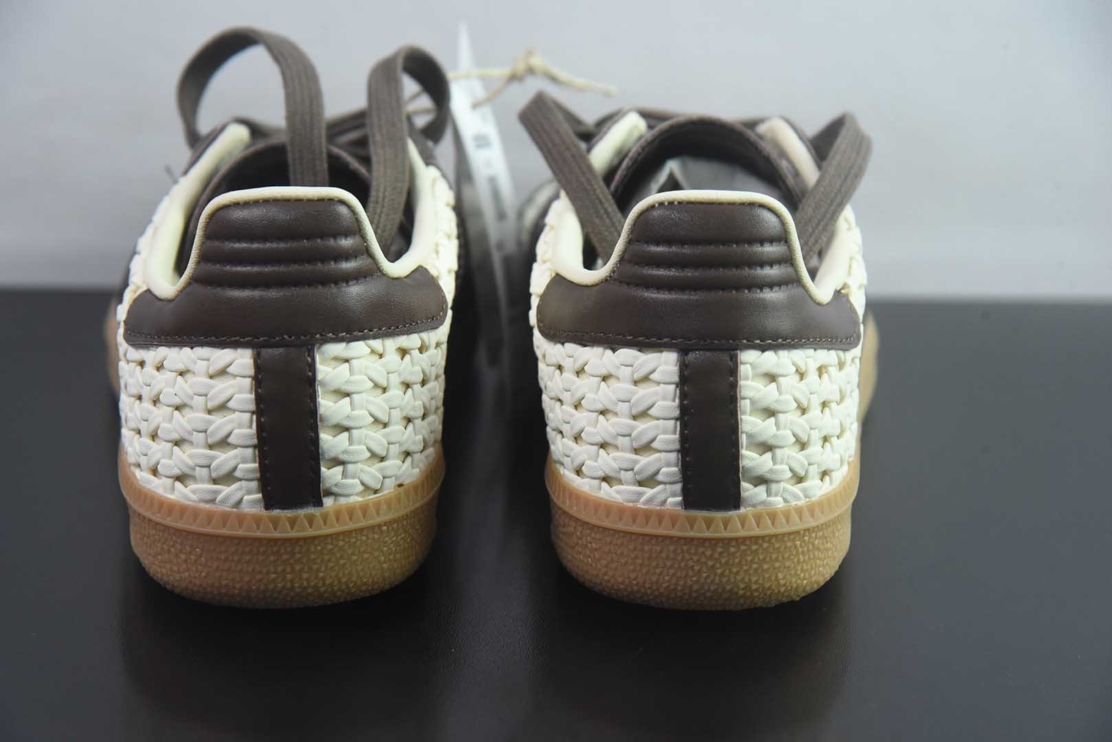 阿迪达斯 adidas originals Samba 贴 纯原版本 货号：IH9373 实拍细节图