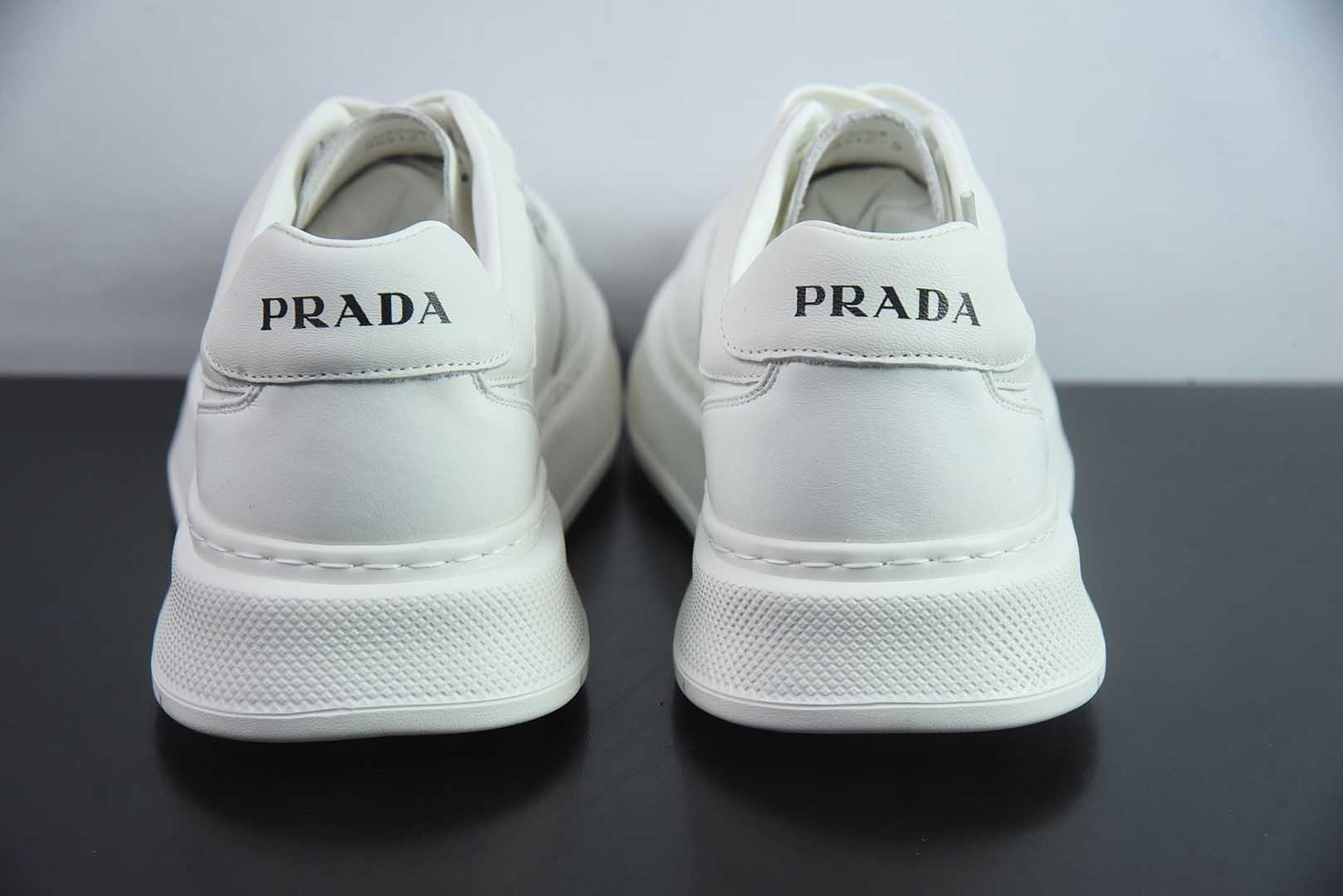 新货PRADA普拉达小白鞋厚底徽标系带运动休闲男鞋系列 纯原版本 实拍细节图