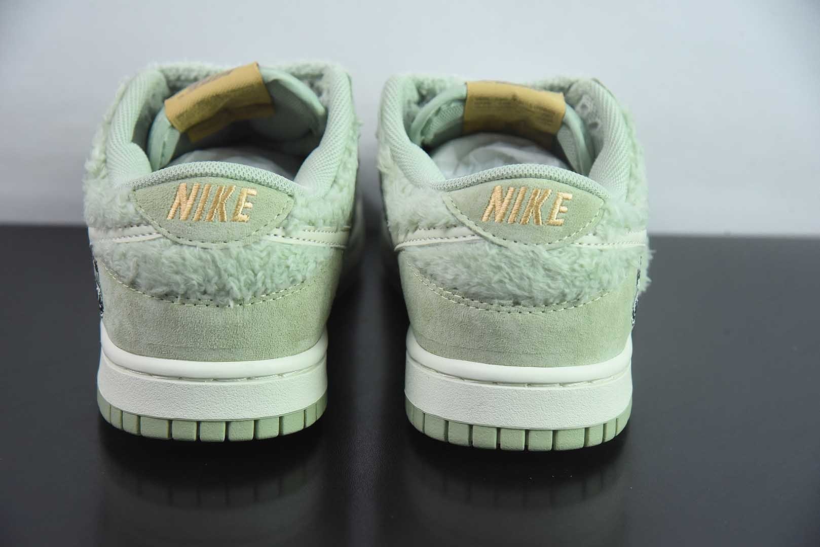 NK SB Dunk Low x Labubu 拉布布联名 纯原版本 实拍细节图