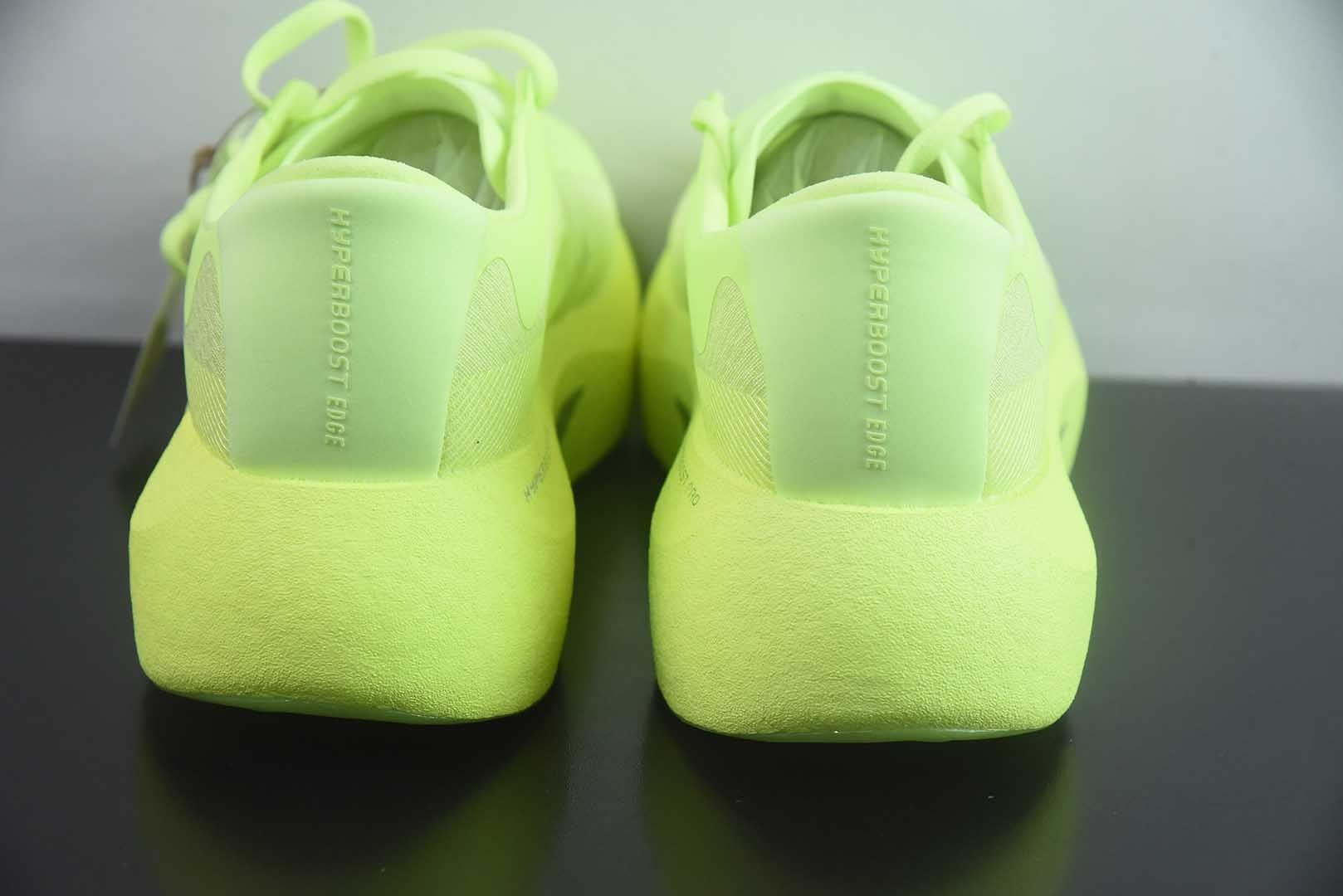 阿迪达斯 Adidas ULTRABOOST EDGE M 缓震运动休闲轻便透气跑步鞋 纯原版本 货号：KI4412 实拍细节图