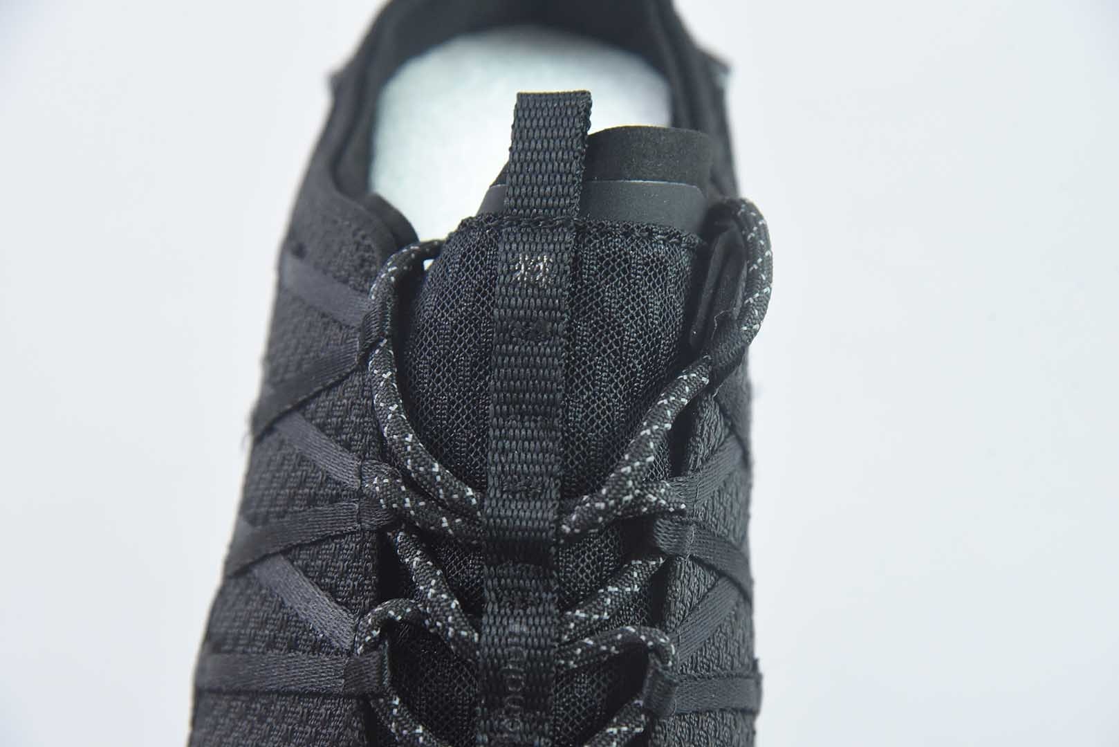 可隆KOLON ROAM VARYSLIP-ON时尚简约 溯溪鞋 纯原版本 货号:LKFH6AT2242722 实拍细节图