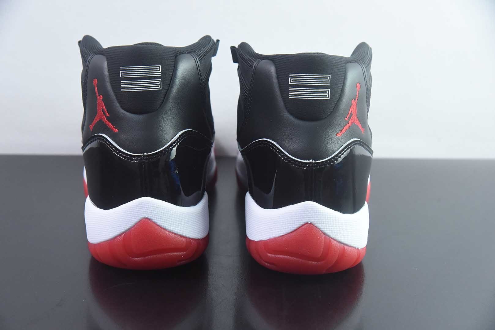 AJ11,Tinker Hatfield 于1995年操刀的里程碑之作,陪伴乔丹95-96赛季复出夺冠、写下72胜10负神话,被鞋圈奉为“正代天花板”。 纯原版本 货号:378037-061 实拍细节图