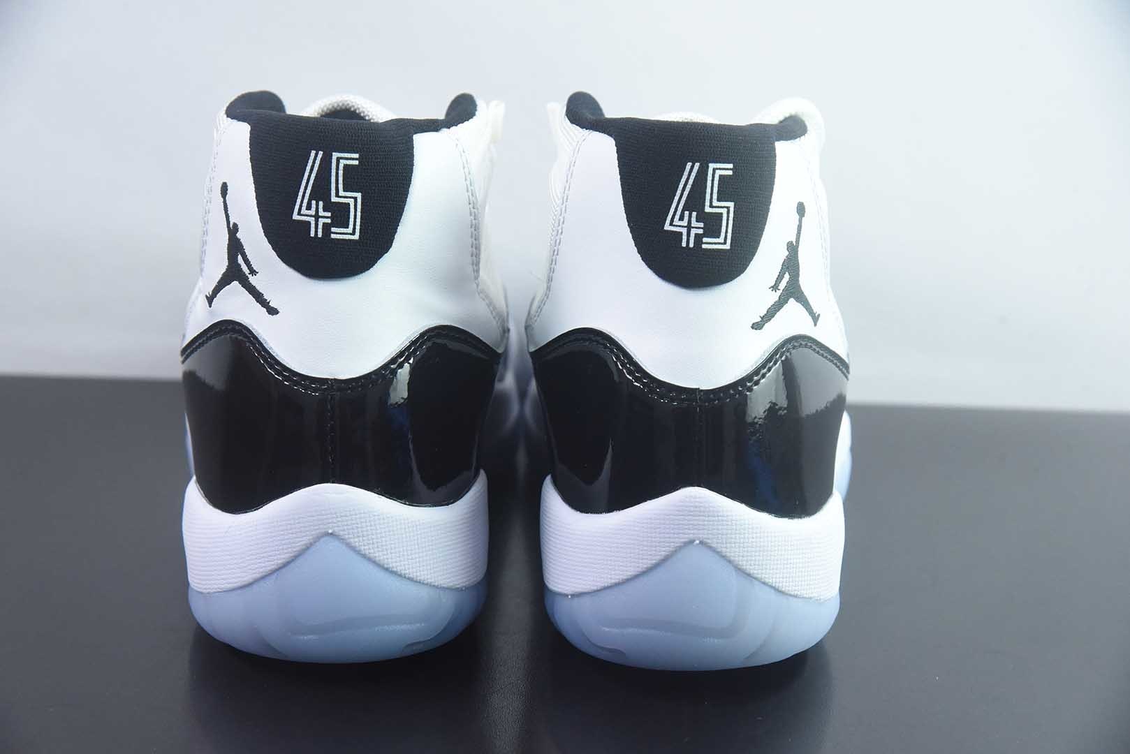 AJ11,Tinker Hatfield 于1995年操刀的里程碑之作,陪伴乔丹95-96赛季复出夺冠、写下72胜10负神话,被鞋圈奉为“正代天花板”。 纯原版本 货号:378037-100 实拍细节图