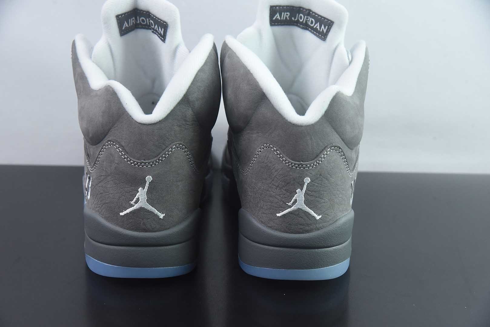 Jordan 乔丹 Air Jordan 5 舒适贴合 复古篮球鞋 男款 灰色 货号：DD0587-002 狼灰 纯原版本 实拍细节图