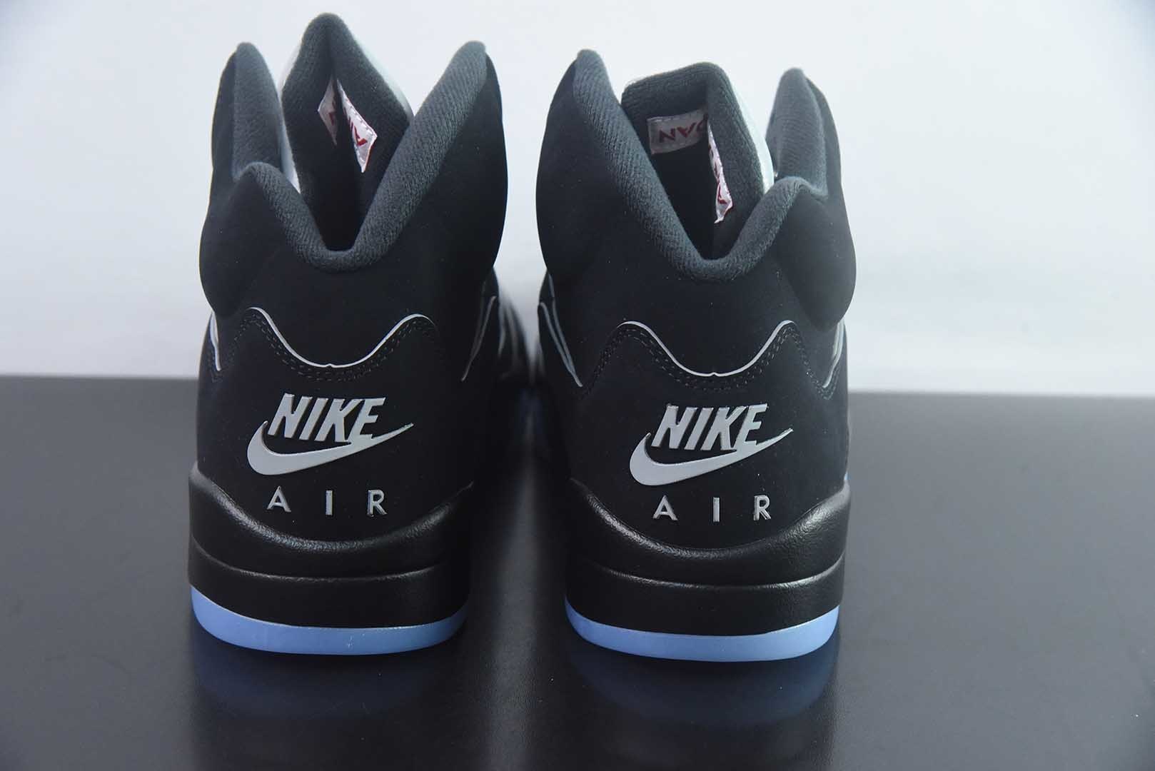 Jordan 乔丹 Air Jordan 5 舒适贴合 复古篮球鞋 男款  货号：HF3975-001 黑银 纯原版本 实拍细节图