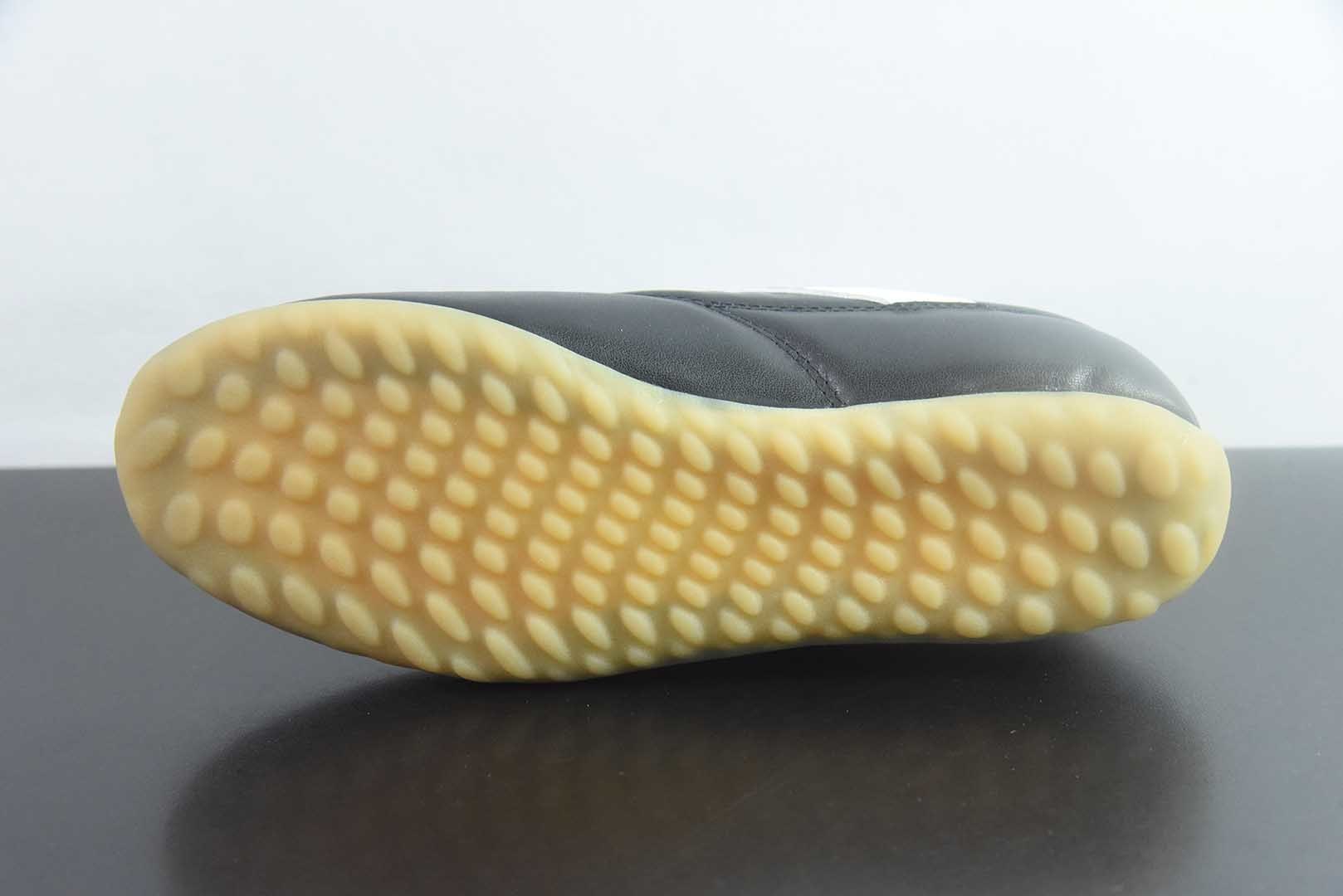 MQ 麦昆 Boxe 麂皮 圆头撞色裁片 德训鞋 黑白 纯原版本 实拍细节图