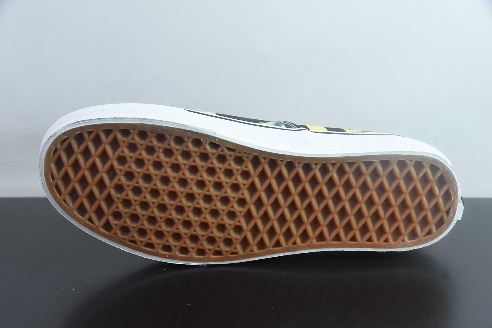 Valentino华伦天奴 x Vans 联名款黑黄棋盘格低帮休闲硫化帆布鞋纯原版本 货号:YS0M2ЗHPJBAH 实拍细节图