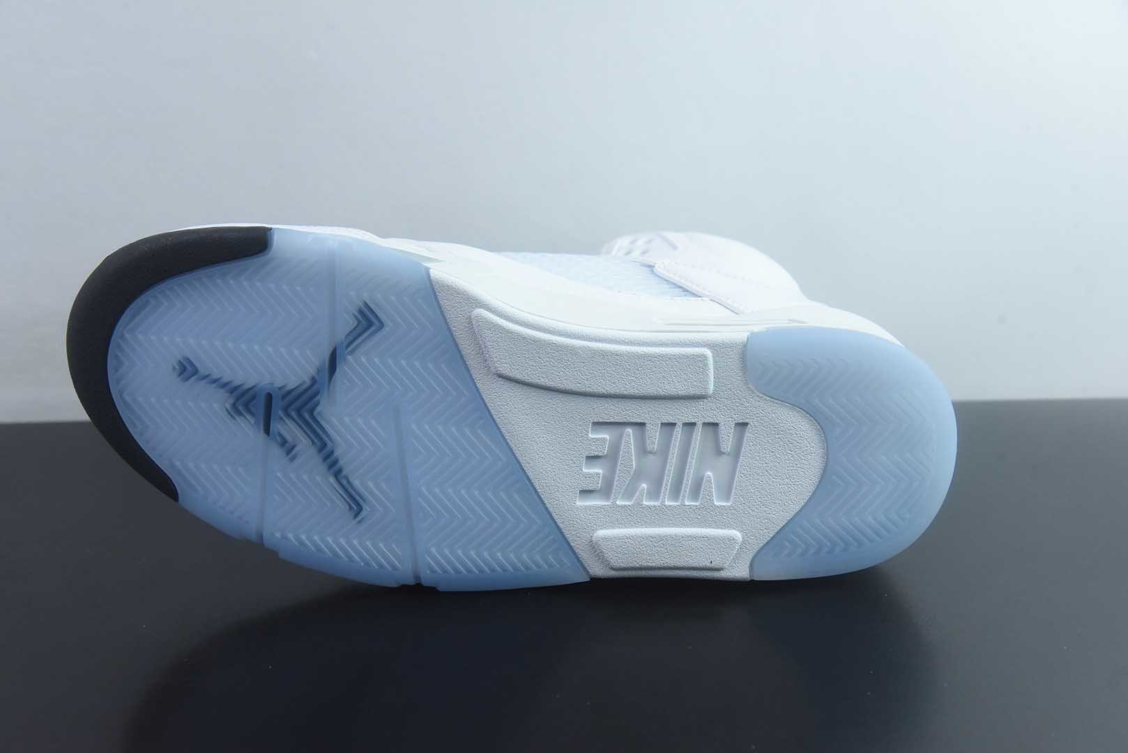 Jordan 乔丹 Air Jordan 5 舒适贴合 复古篮球鞋 男款 货号:HQ7978-103 白银 纯原版本 实拍细节图