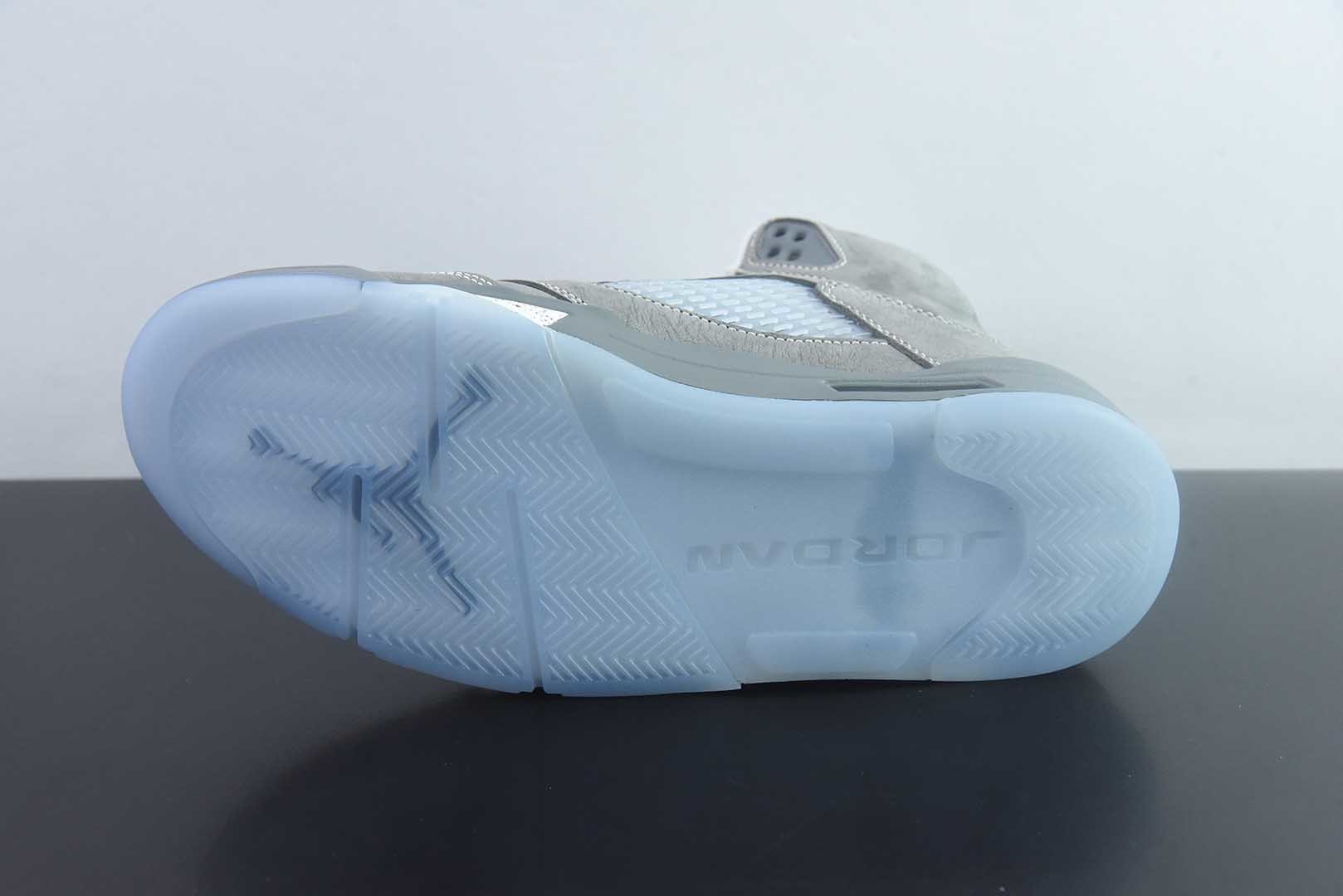 Jordan 乔丹 Air Jordan 5 舒适贴合 复古篮球鞋 男款 灰色 货号：DD0587-002 狼灰 纯原版本 实拍细节图