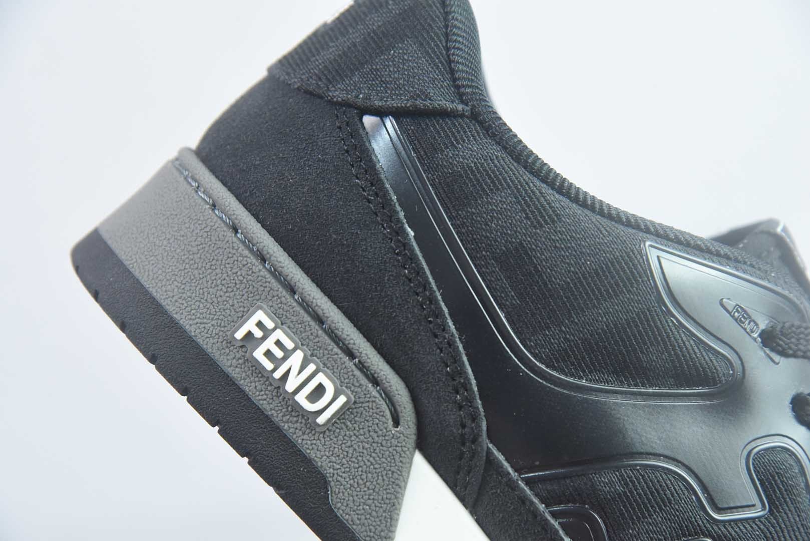 FENDI芬迪 Match 皮革 浮雕系带 低帮时尚板鞋 FENDI Matc 纯原版本 货号:7E1493AHH2 F1FHS 实拍细节图