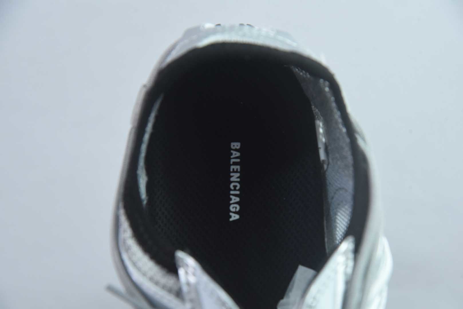Balenciaga巴黎世家 25代Radar 圆头系带 做旧效果 纯原版本 货号：865704WSTE01011 实拍细节图