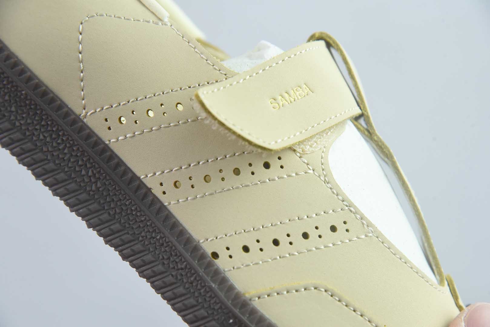 阿迪达斯 adidas三叶草 Samba Jane 魔术贴玛丽珍女鞋 复古德训平底休闲鞋 豆沙粉 纯原版本 货号:KJ3969 实拍细节图