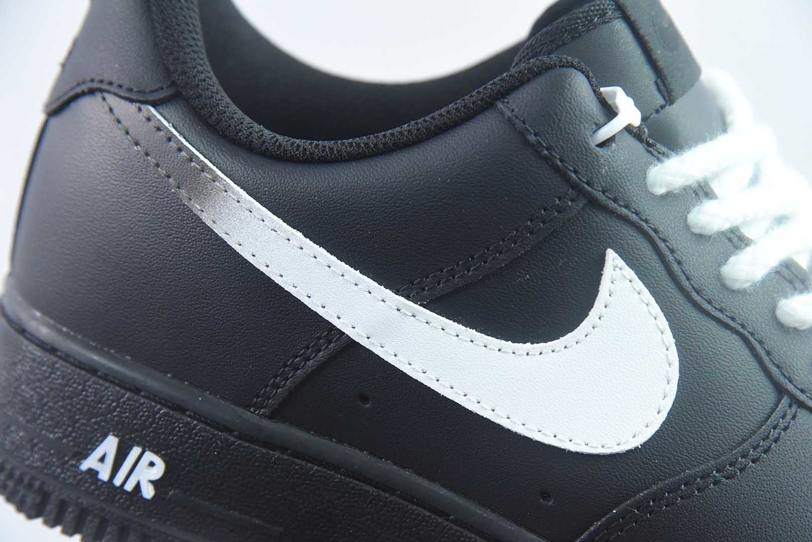 耐克 Nike Air Force 1'07 Low 二次元主题 黑白勾 空军一号低帮休闲板鞋 货号：ZH0316-100纯原版本 实拍细节图