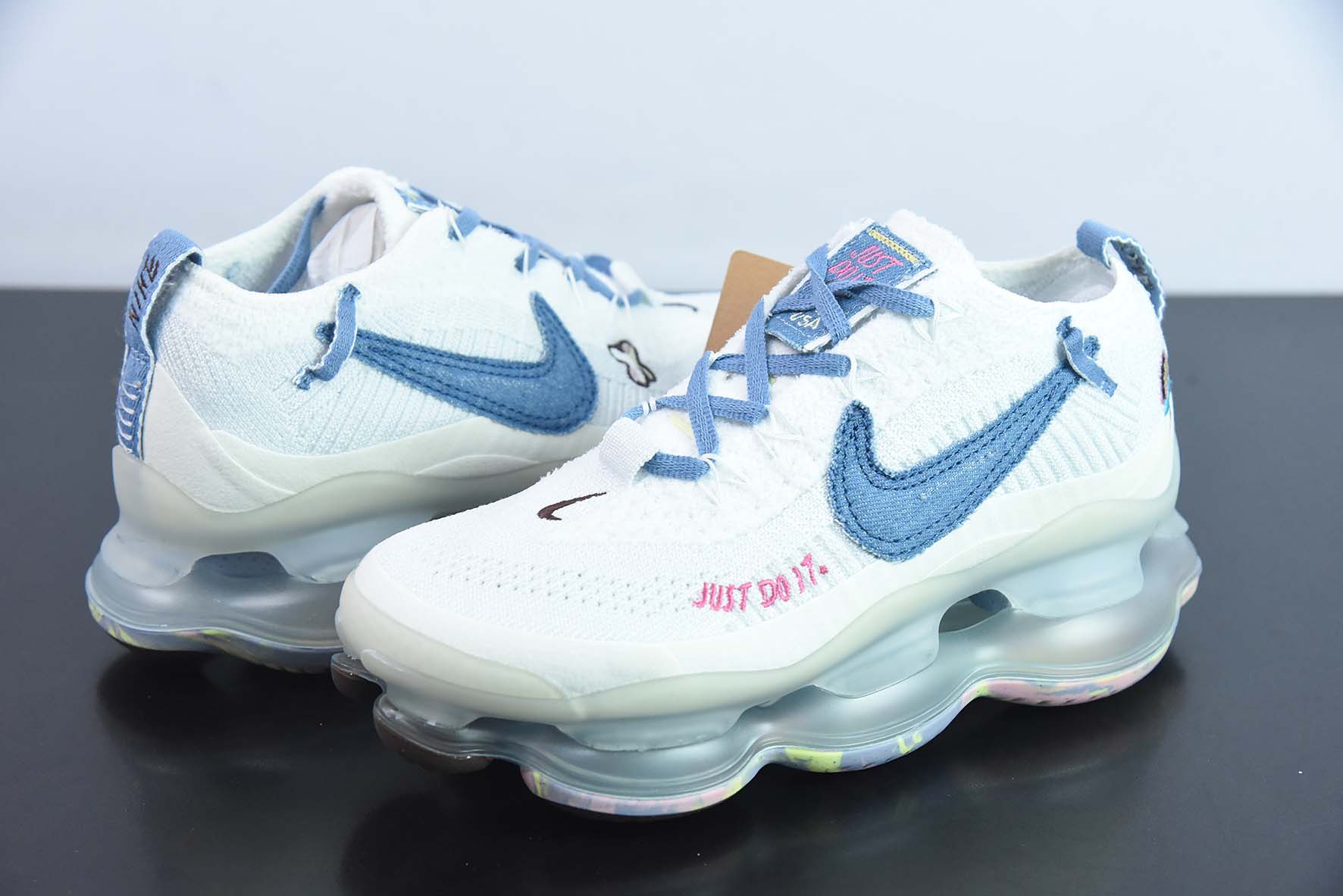 纯原版本 气垫 W 耐克 Nike Vapor Max 白蓝 蒸汽大气垫慢跑鞋 货号:FJ 纯原版本 货号:FJ7736-141 实拍细节图