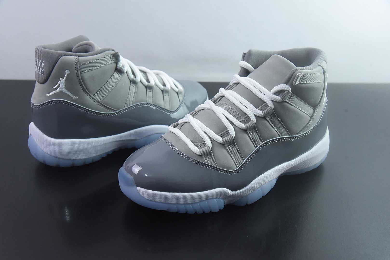 AJ11,Tinker Hatfield 于1995年操刀的里程碑之作,陪伴乔丹95-96赛季复出夺冠、写下72胜10负神话,被鞋圈奉为“正代天花板”。 纯原版本 货号:CT8012-005 实拍细节图