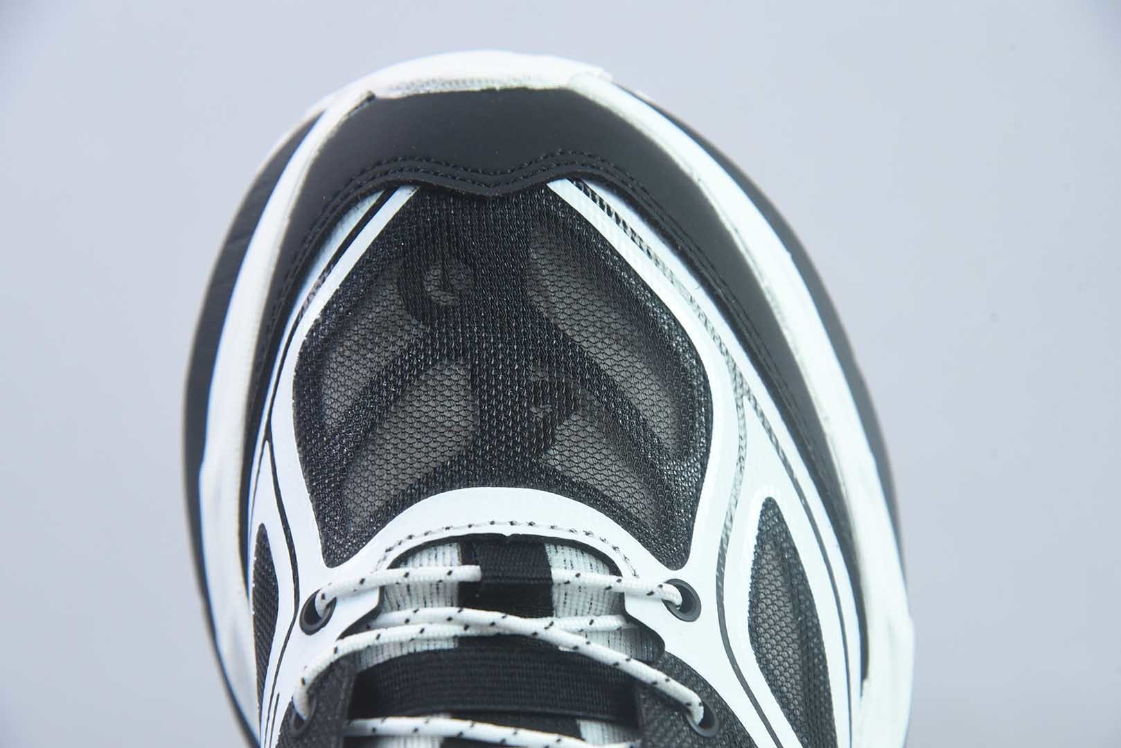 HOKA ONE ONE Stinson One7 斯丁森7代 舒适贴合 越野跑鞋 男女同款 黑色 货号:1178630-BWHT 纯原版本 实拍细节图