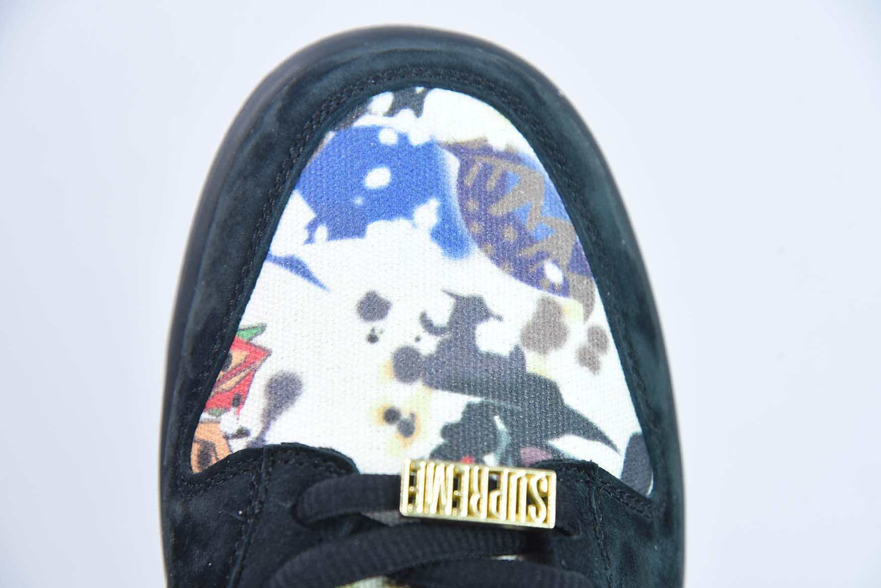 耐克 Nike SB Zoom Dunk Low 涂鸦 黑色低帮休闲板鞋 纯原版本 货号：FD8778-001 实拍细节图