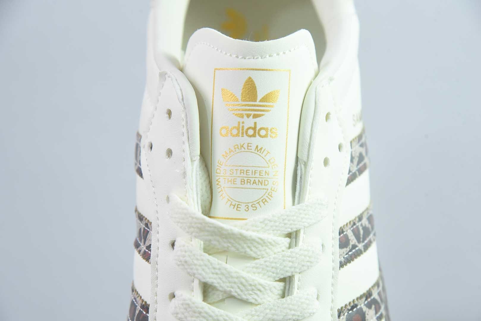 阿迪达斯 Adidas Originals Samba 桑巴舞系列绅士德训足球风百搭低帮休闲运动 黄色板鞋 纯原版本 货号:JQ5874 实拍细节图