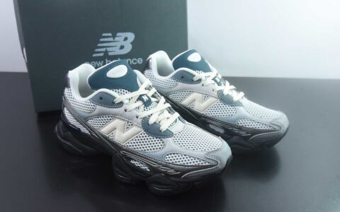 新百伦 New Balance NB9060 黑灰棕 U90603GS 全套原楦原纸板原厂数据开发 进口三明治网面 原装进口翻毛皮料正确绒感卡色 正确中底拉帮中底网布细节 原厂标裁 带紫光防伪 定制后跟透明水晶模块 冲裁组合 大底贴合程度胶水上色把控完美 整洁度挑战全网艺术家 多道序QC把关品质完善 匠心打造 耗时两个月开发完成 工艺极其复杂难度可想而知 新开独立私模大底 全网唯一正确六层组合大底 高端零售专供产物 纯原版本