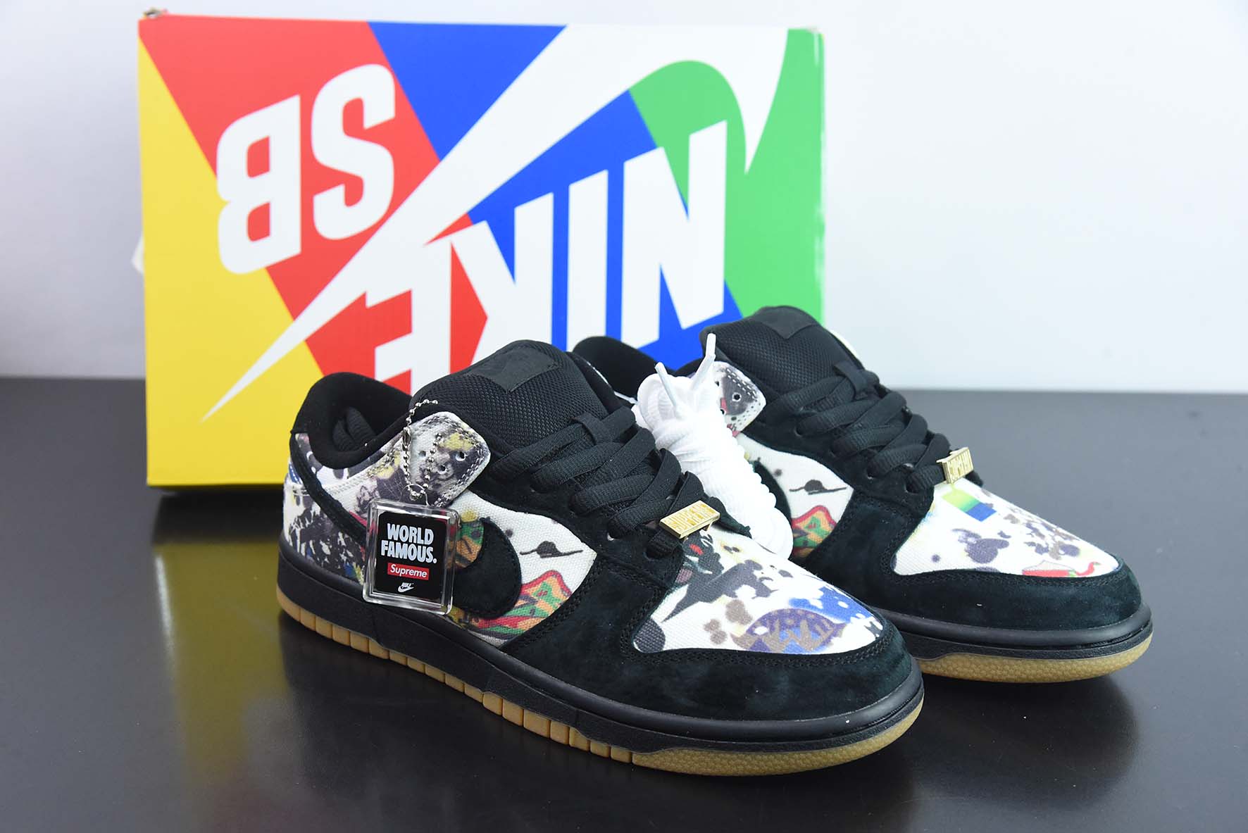 耐克 Nike SB Zoom Dunk Low 涂鸦 黑色低帮休闲板鞋 纯原版本 货号：FD8778-001 主图