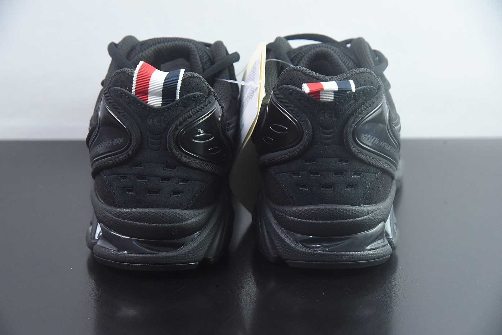 纯原 THOM BROWNE 汤姆·布朗 × Asics 亚瑟士 GEL-Kayano 14 联名款低帮运动休闲跑步鞋 1203B110-001 头部一线大厂出品 真正原版开发 高端零售专供品质 区别市面先行通货版本注意⚠️售后需配件完整 实拍细节图