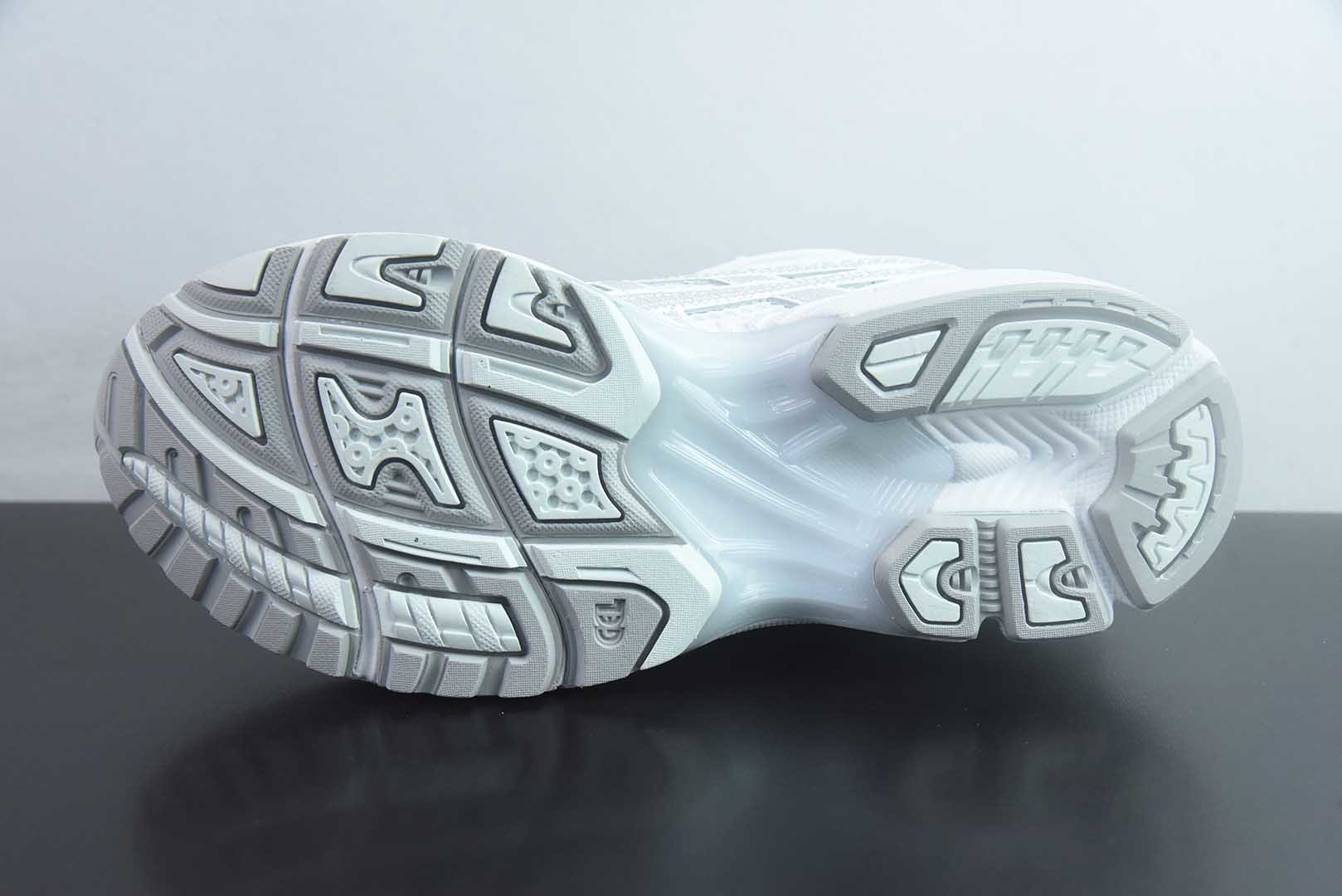 纯原 THOM BROWNE 汤姆·布朗 × Asics 亚瑟士 GEL-Kayano 14 联名款低帮运动休闲跑步鞋 1203B291-100 头部一线大厂出品 真正原版开发 高端零售专供品质 区别市面先行通货版本注意⚠️售后需配件完整 实拍细节图