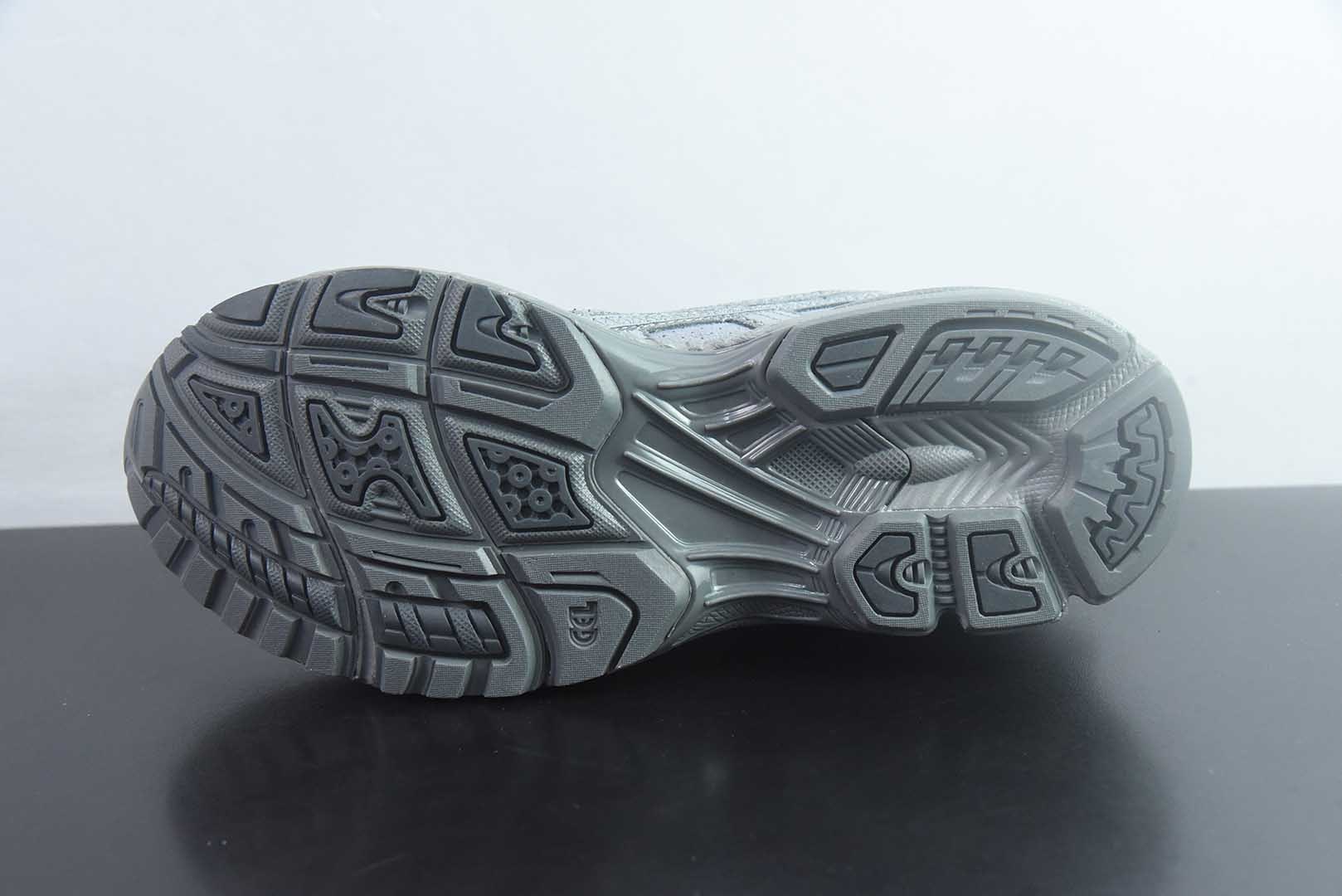 纯原 THOM BROWNE 汤姆·布朗 × Asics 亚瑟士 GEL-Kayano 14 联名款低帮运动休闲跑步鞋 1203B110-020 头部一线大厂出品 真正原版开发 高端零售专供品质 区别市面先行通货版本注意⚠️售后需配件完整 实拍细节图