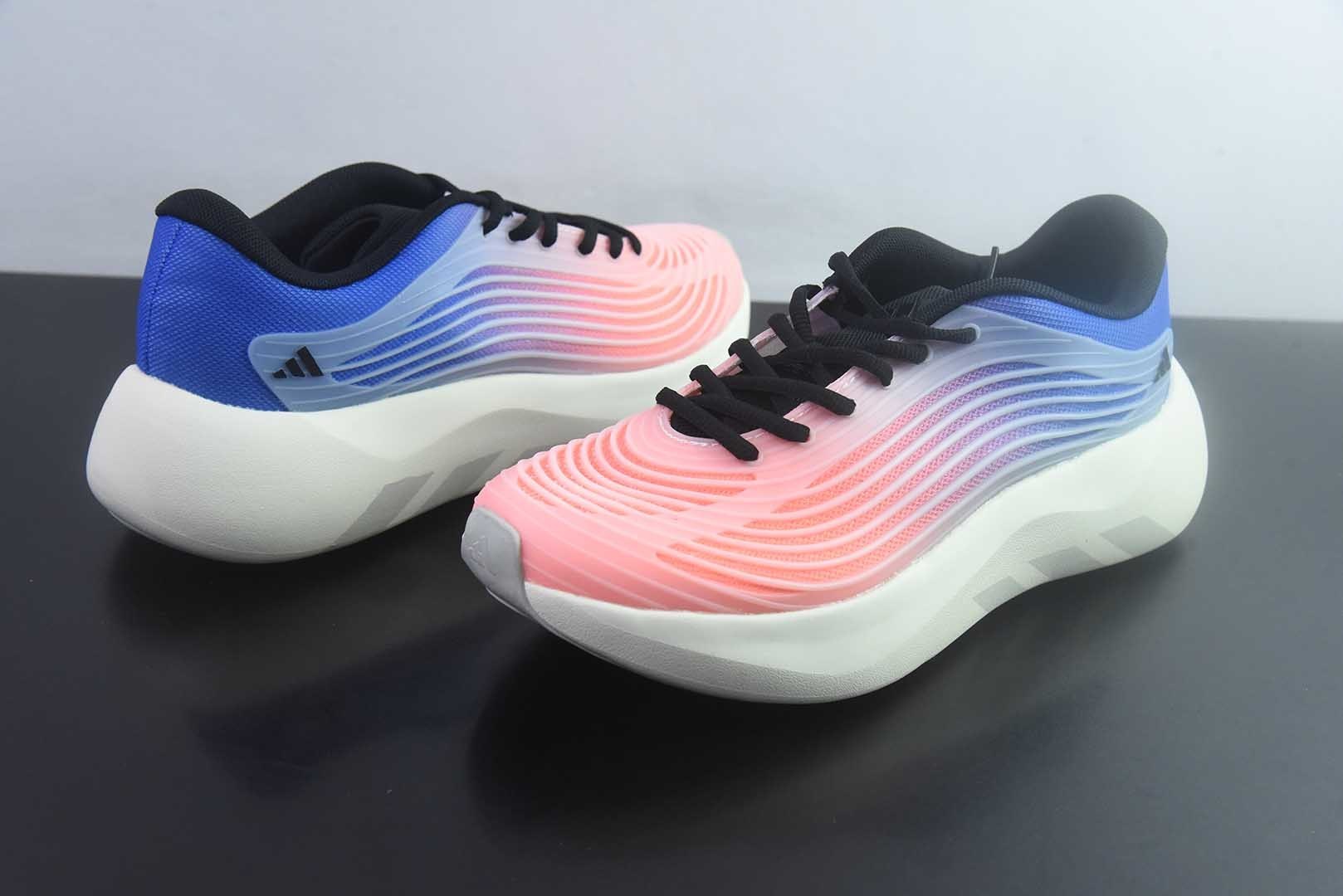 阿迪达斯 Adidas AD Purechill V2 50 休闲运动 粉白跑鞋 26新款Pur echill夏季轻便透气舒适支撑防滑一脚蹬运动休闲鞋 中底技术:搭载 CLOUDFOAM 缓震材料。主打“软糯”脚感,能有效吸收行走时的冲击力,提供柔和的支撑。鞋面设计:通常采用透气网眼织物或轻质合成材质,强调轻盈和夏季穿着的通风性。日常通勤、轻运动、休闲逛街。属于入门级舒适鞋款,非专业竞速或高强度训练鞋。 纯原版本 货号:KI6602 实拍细节图