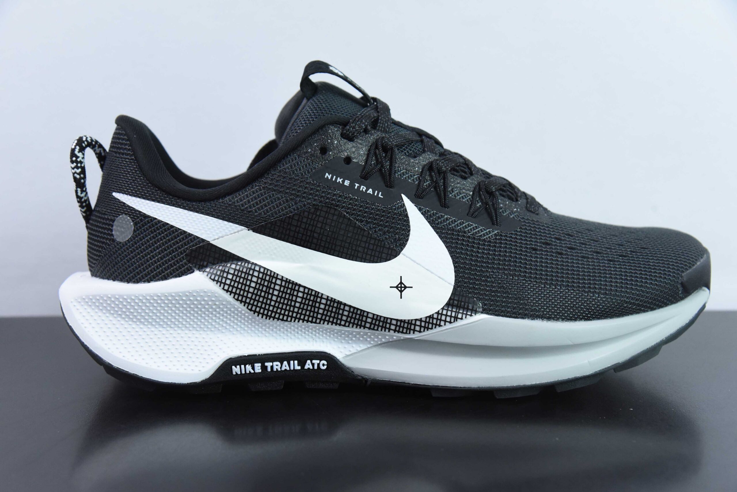 耐克 Nike Reactx Pegasus Trail 5 飞马越野5代系列低帮户外轻量休闲运动越野 黑白慢跑鞋 纯原版本 货号:DV3864-001 实拍细节图