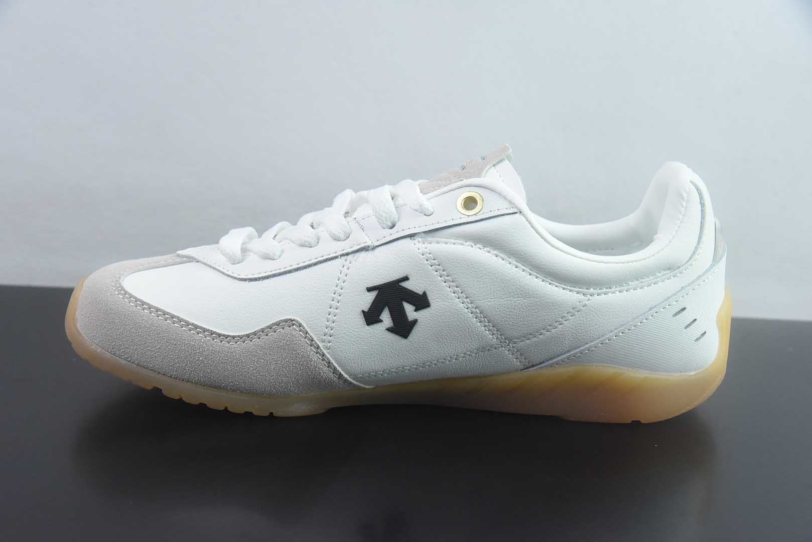 迪桑特 DESCENTE CHRON KINETIC-RUN 复古拼接 时尚潮流 红色休闲运动鞋 纯原版本 货号：D6123LSN15 实拍细节图
