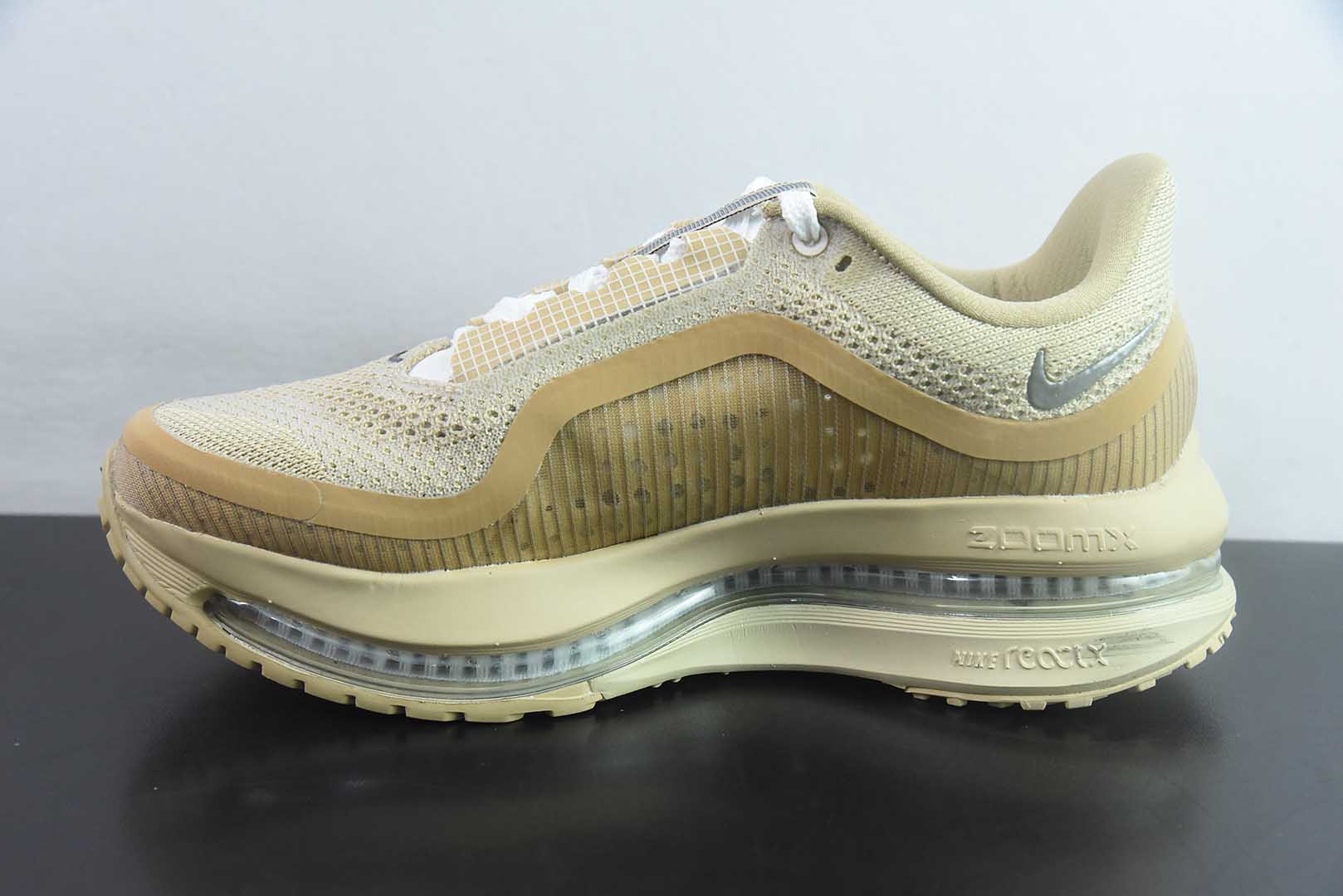 耐克 Nike Pegasus Premium 飞马全掌气垫 卡其跑步鞋 纯原版本 货号:IH4369-200 实拍细节图
