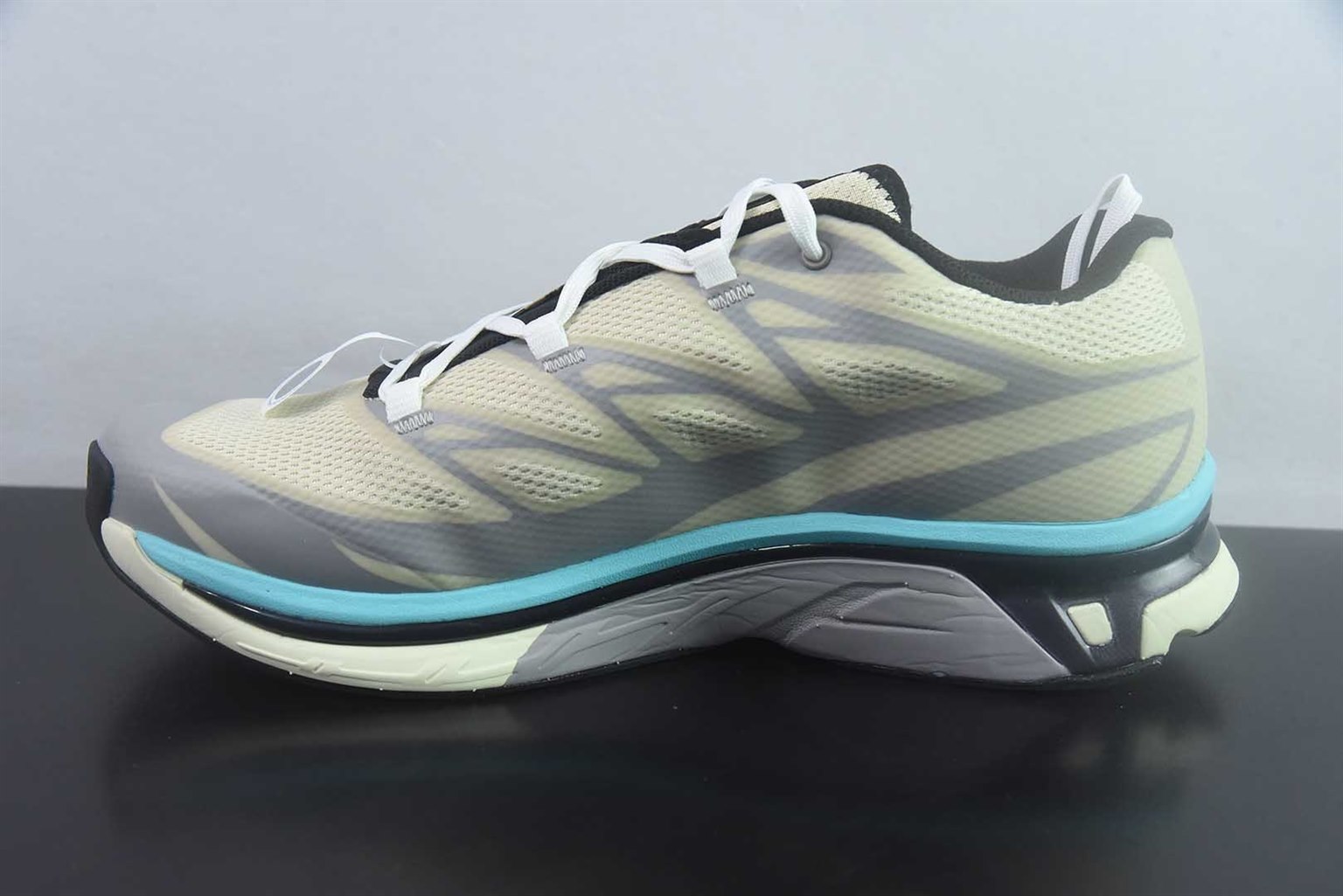 萨洛蒙 SALOMON × MM6 Maison Margiela XT-MM-6 越野 蓝跑鞋 米 /45 纯原版本 货号:491999 实拍细节图