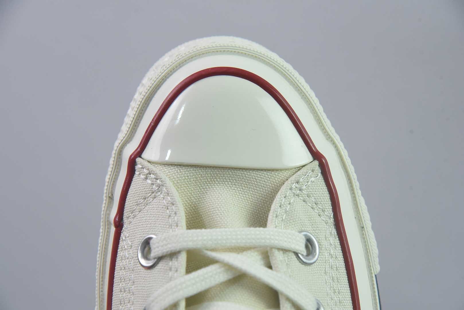 匡威 Converse 2026 全新发布! CHUCK 70X 星星标帆布鞋 色高帮 米白 纯原版本 货号:A24226C 实拍细节图
