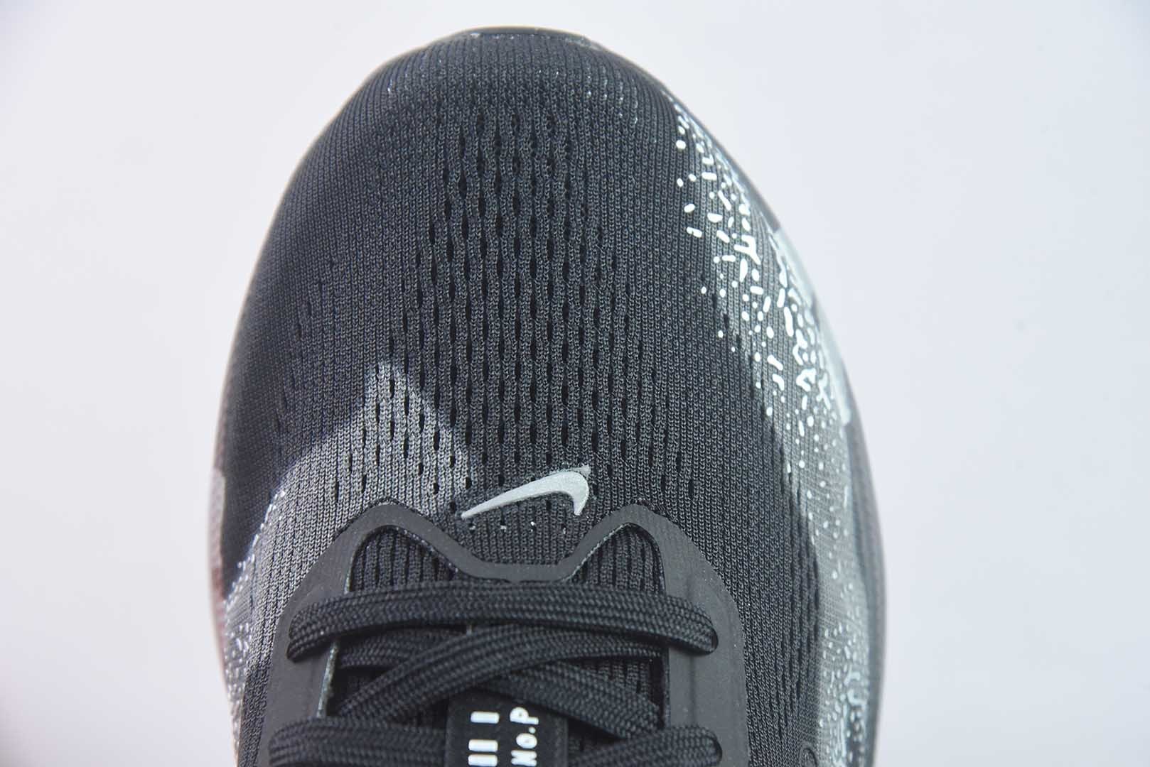 耐克 Nike Zoom Pegasus 42 飞马42代 网面 黑色跑步鞋 IQ3928-001 高端外贸零售专供品质 鞋盒钢印 鞋外标内置RFID芯片 原厂竖纹垫脚纸 可一眼区分市面版本 纯原版本 货号：IBP95269839 实拍细节图
