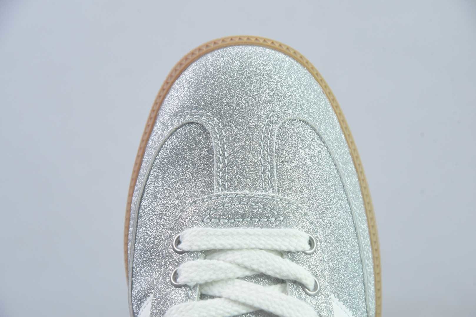 阿迪达斯 Adidas originals SAMBA OG 桑巴复古经典轻便 红色板鞋 纯原版本 货号：KI6264 实拍细节图