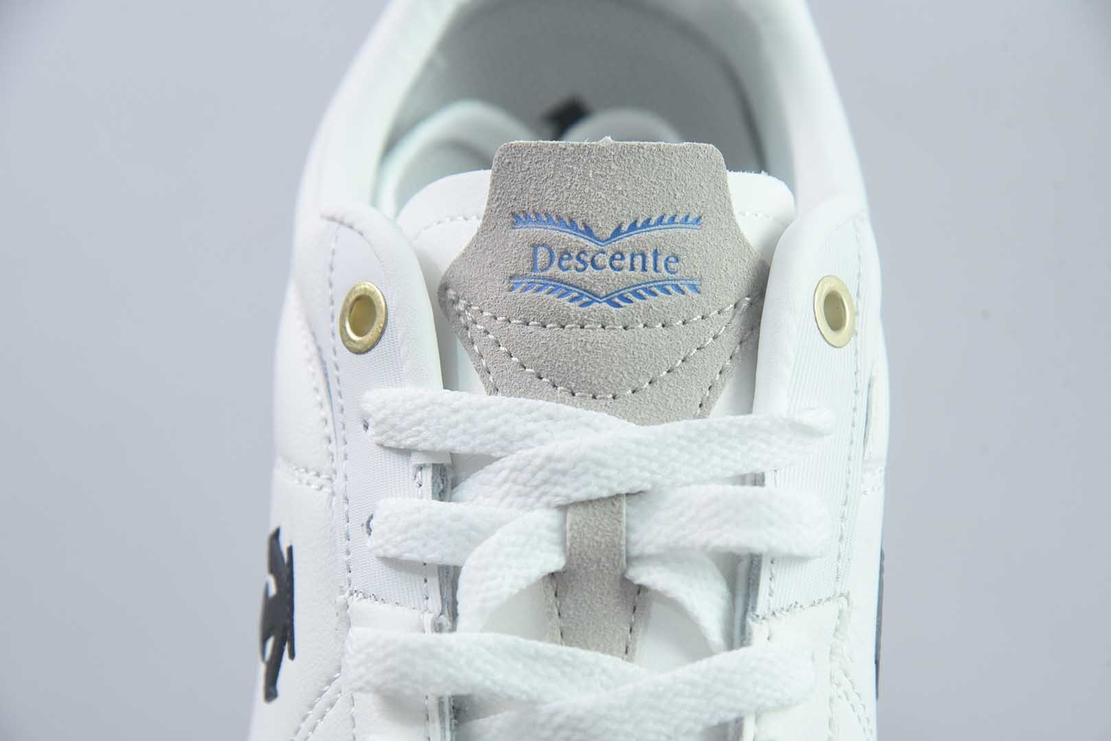 迪桑特 DESCENTE CHRON KINETIC-RUN 复古拼接 时尚潮流 红色休闲运动鞋 纯原版本 货号：D6123LSN15 实拍细节图