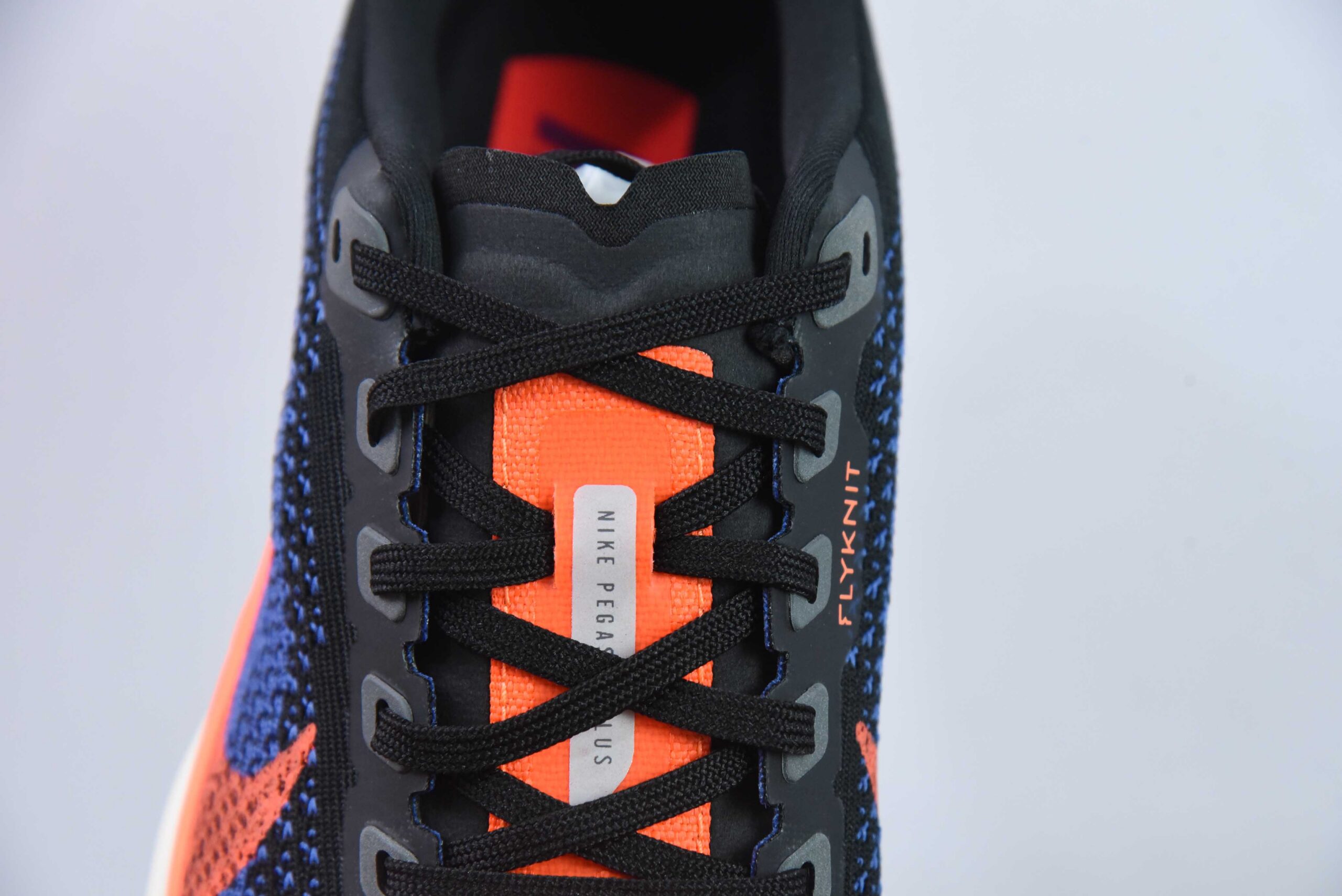 耐克 Nike Air Zoom Pegasus Plus 飞马加强版系列低帮马拉松休闲运动 黑橙慢跑鞋 纯原版本 货号：FQ7262-008 实拍细节图