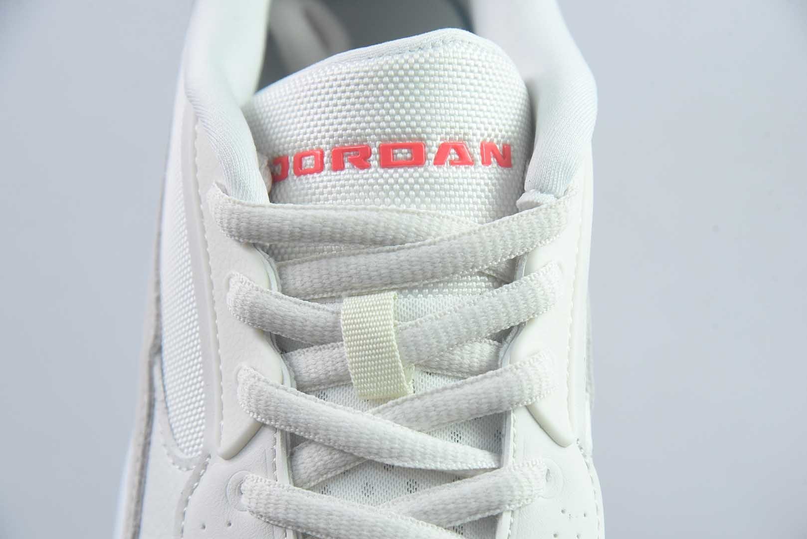 乔丹 Air Jordan N版 小aj3 Ultra Low 黑白低帮篮球鞋 系列 纯原版本 货号:II3794-001 实拍细节图
