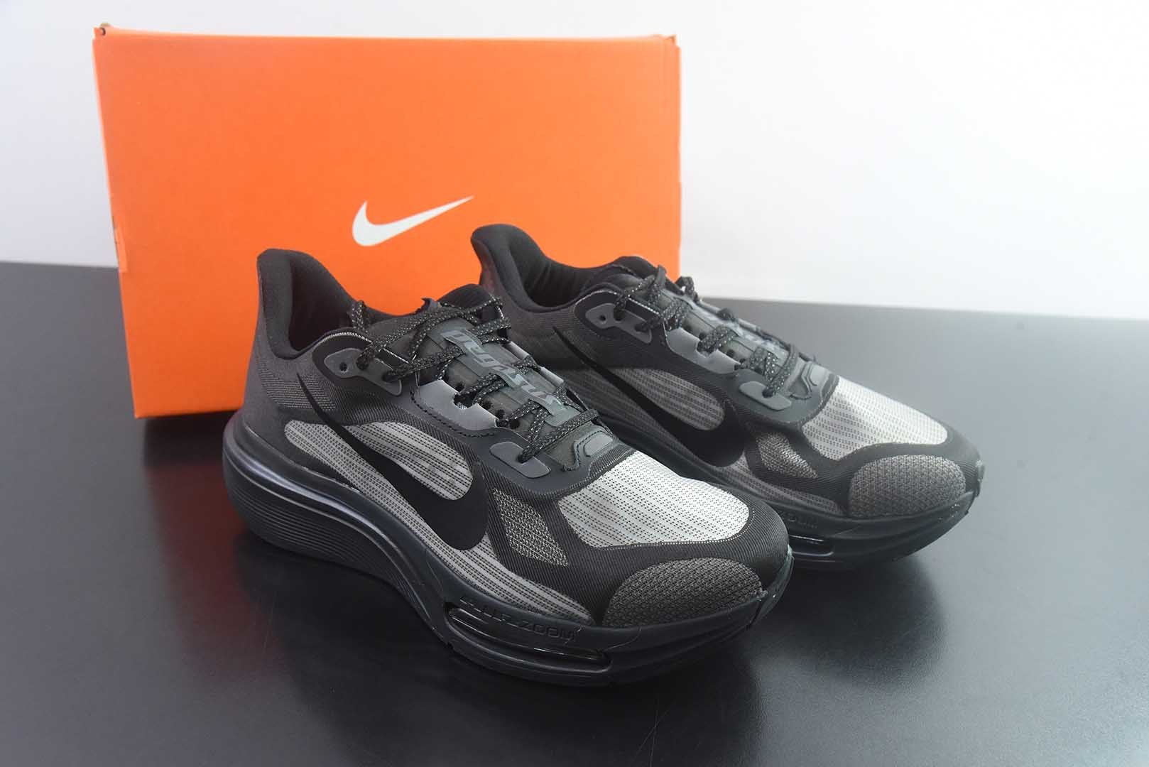 耐克 Nike Air Zoom Pegasus Premium 超级飞马42代 低帮 轻量缓震透气 黑色跑鞋 纯原版本 货号：IM2541-005 主图