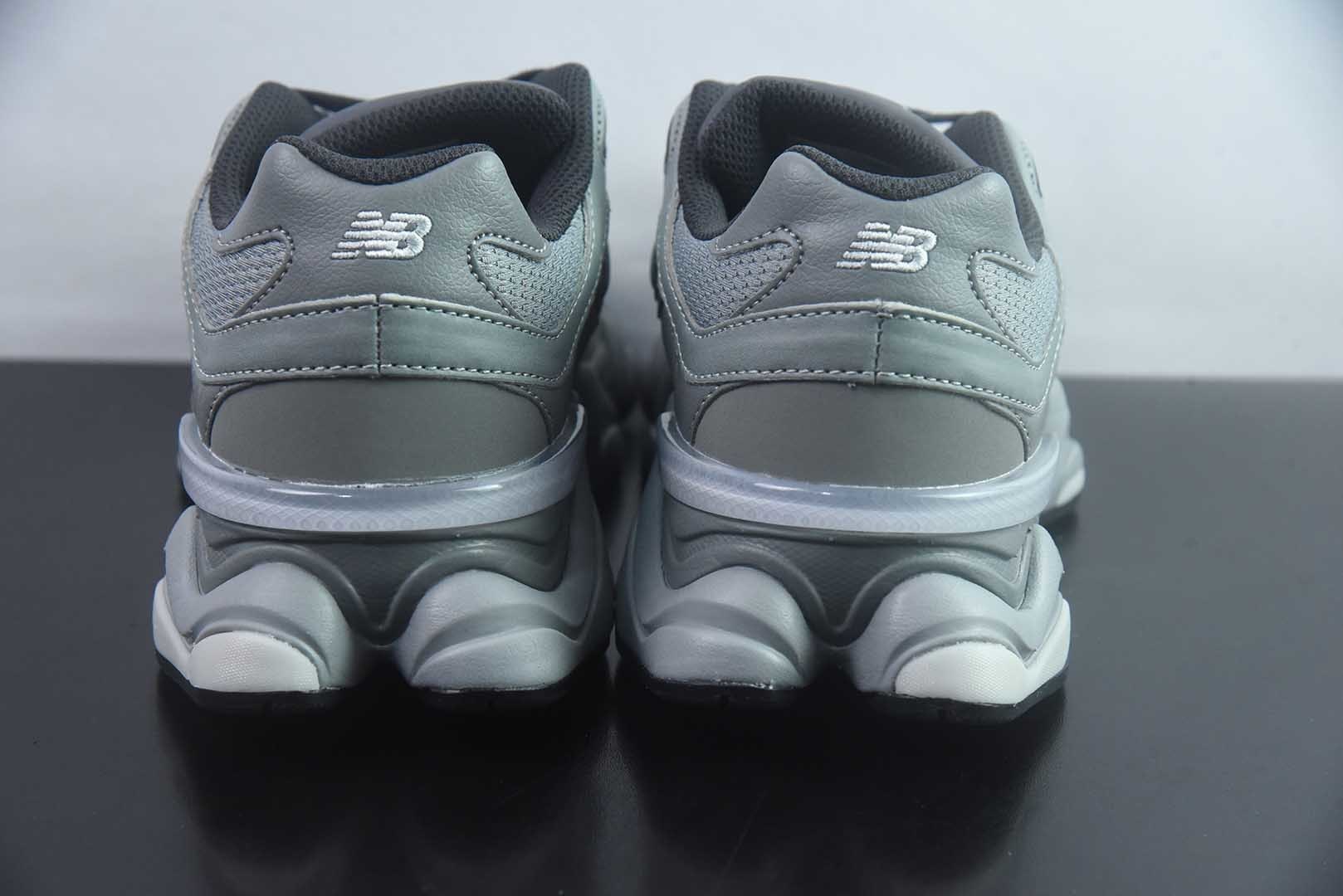 新百伦 New Balance NB9060 U90609XS 全套原楦原纸板原厂数据开发 进口三明治网面 原装进口翻毛皮料正确绒感卡色 正确中底拉帮中底网布细节 原厂标裁 带 光防伪 定制后跟透明水晶模块 冲裁组合 大底贴合程度胶水上色把控完美 整洁度挑战全网艺术家 多道序QC把关品质完善 匠心打造 耗时两个月开发完成 工艺极其复杂难度可想而知 新开独立私模大底 全网唯一正确六层组合大底 高端零售专供产物 灰色 纯原版本 货号:TBT57282833 实拍细节图