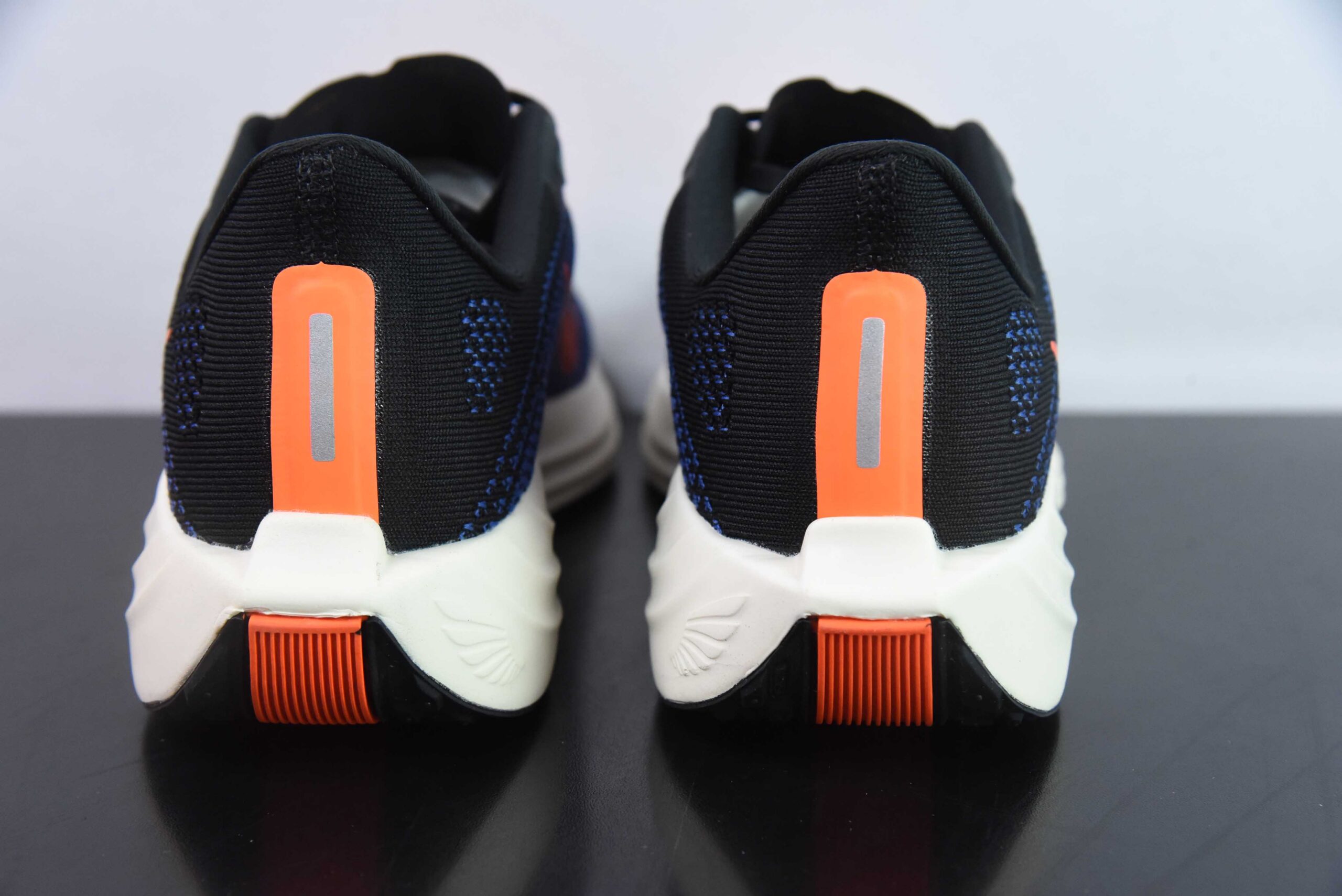 耐克 Nike Air Zoom Pegasus Plus 飞马加强版系列低帮马拉松休闲运动 黑橙慢跑鞋 纯原版本 货号：FQ7262-008 实拍细节图