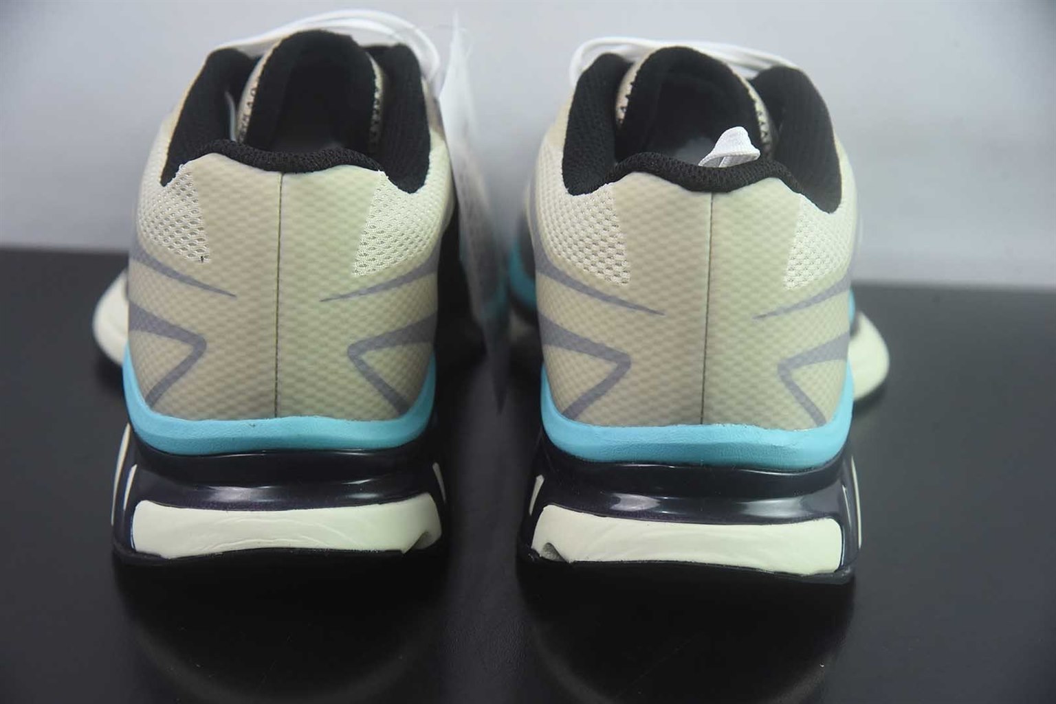 萨洛蒙 SALOMON × MM6 Maison Margiela XT-MM-6 越野 蓝跑鞋 米 /45 纯原版本 货号:491999 实拍细节图