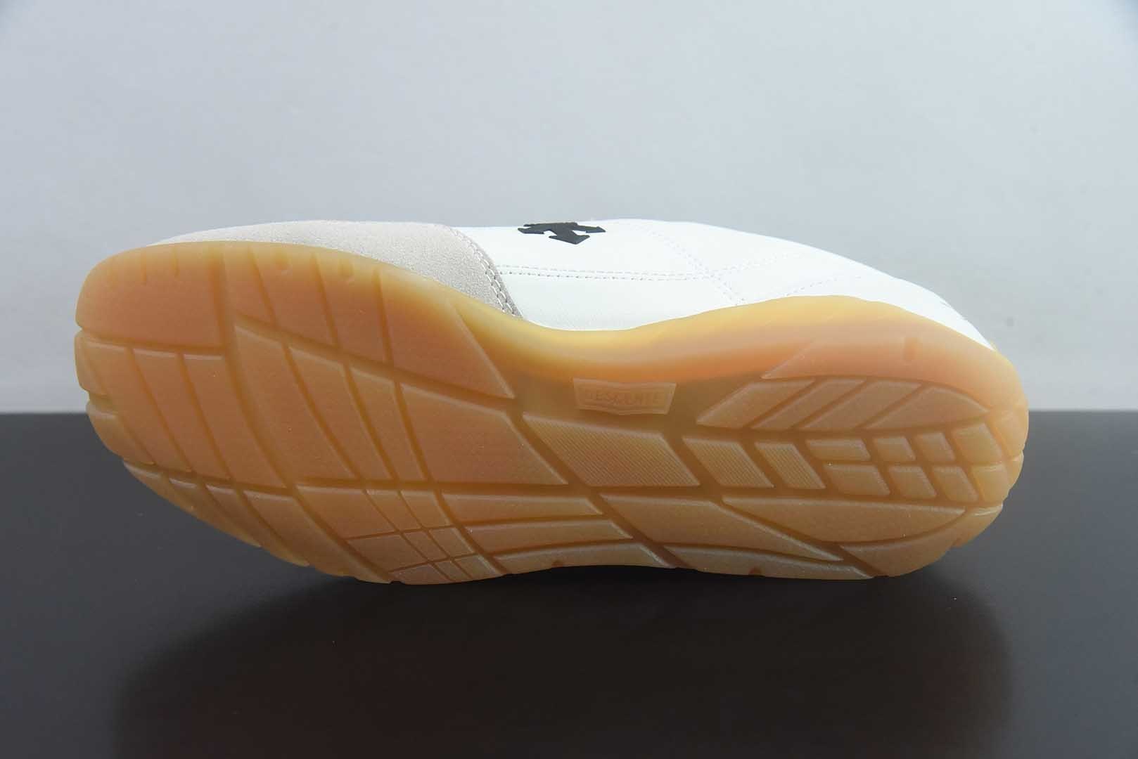 迪桑特 DESCENTE CHRON KINETIC-RUN 复古拼接 时尚潮流 红色休闲运动鞋 纯原版本 货号：D6123LSN15 实拍细节图