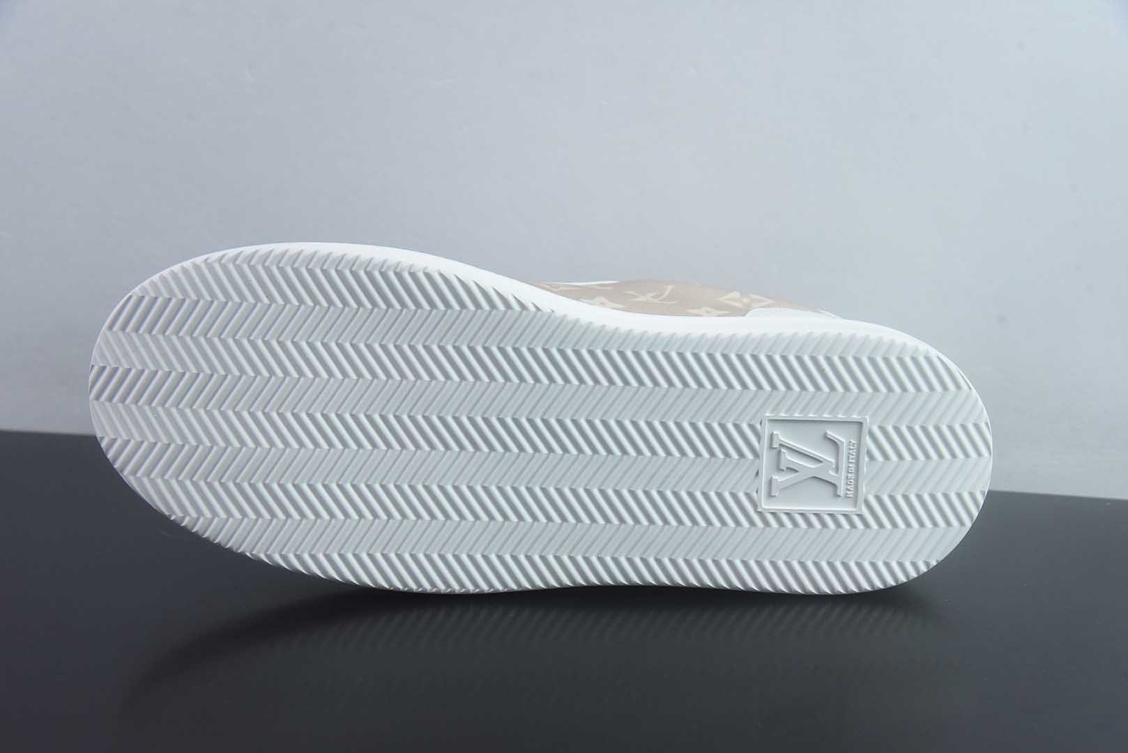 路易威登 LOUIS VUITTON / 驴牌 New Arrival 系列 休闲小 鞋 白 纯原版本 货号:LYR67230757 实拍细节图